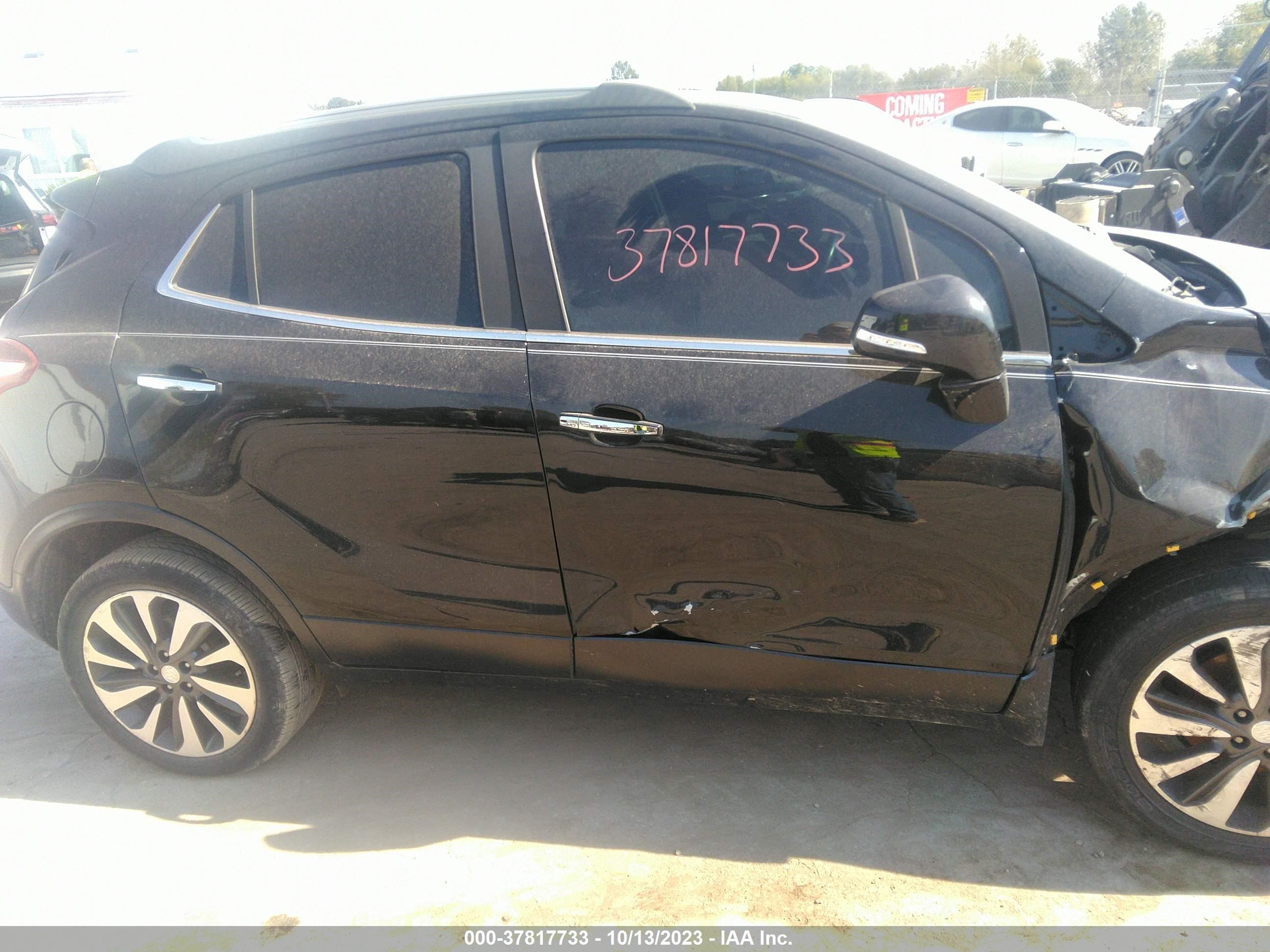 Photo 11 VIN: KL4CJCSB8HB205618 - BUICK ENCORE 