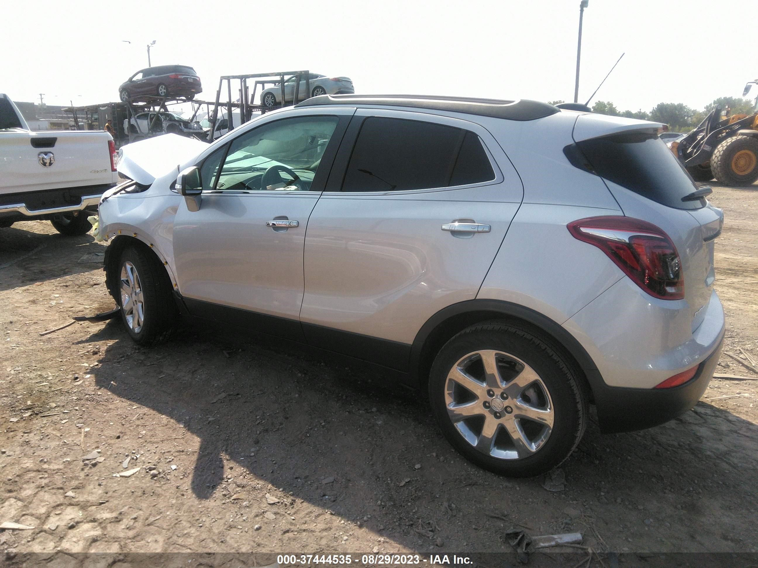 Photo 12 VIN: KL4CJCSB8JB550881 - BUICK ENCORE 