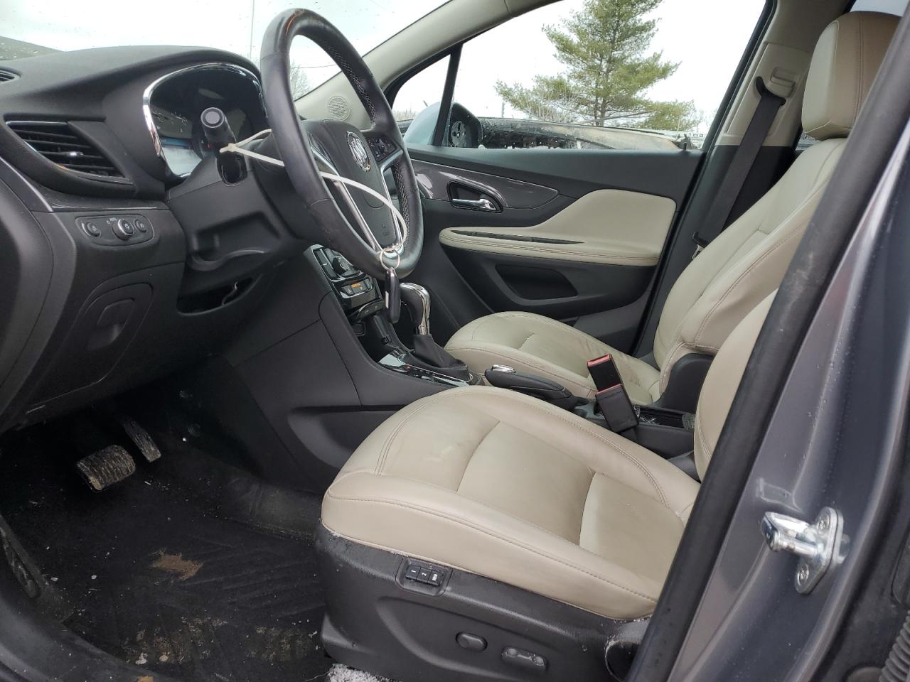 Photo 6 VIN: KL4CJCSM2KB753817 - BUICK ENCORE 