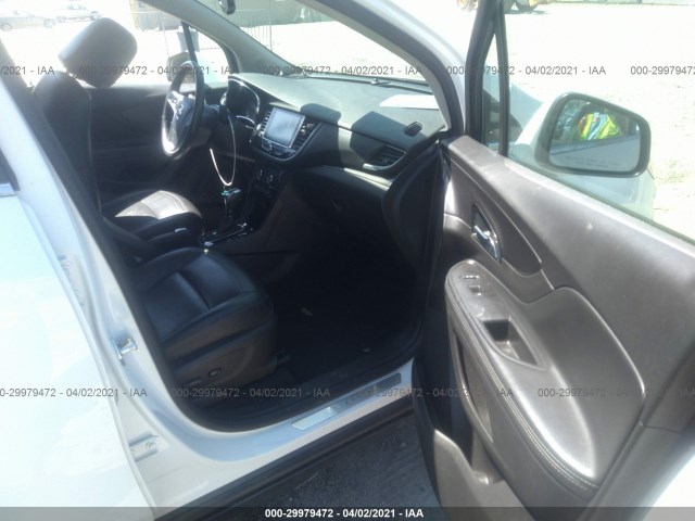 Photo 4 VIN: KL4CJCSMXKB774771 - BUICK ENCORE 