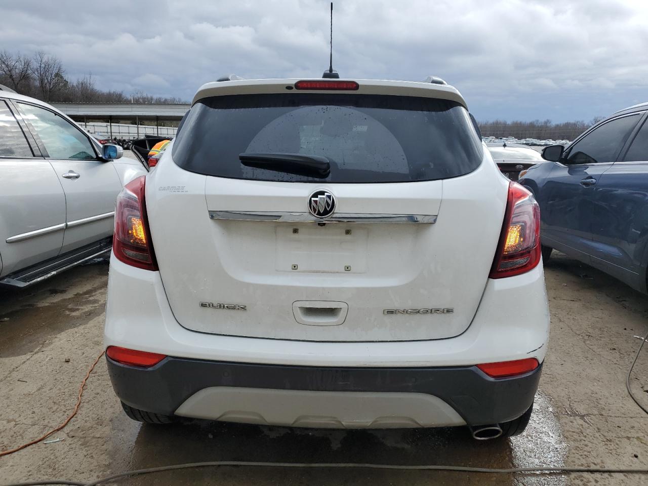 Photo 5 VIN: KL4CJDSB0HB143329 - BUICK ENCORE 