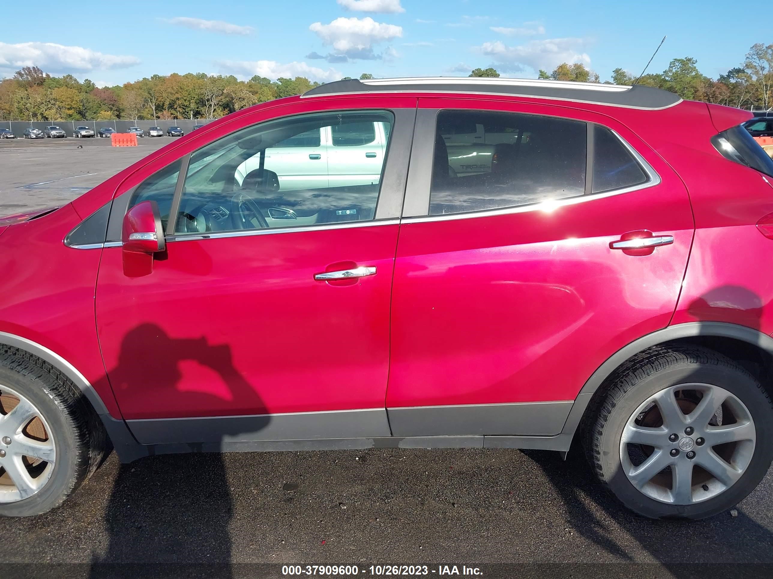 Photo 13 VIN: KL4CJDSBXGB627345 - BUICK ENCORE 