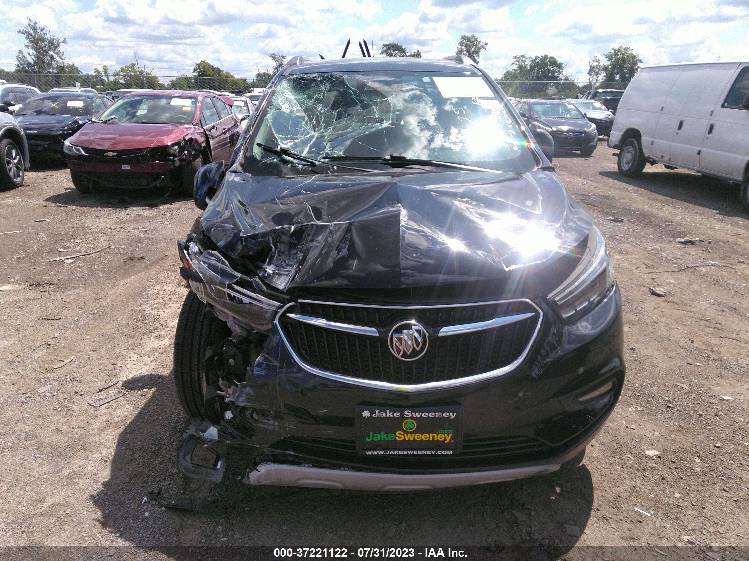 Photo 11 VIN: KL4CJDSBXHB203584 - BUICK ENCORE 