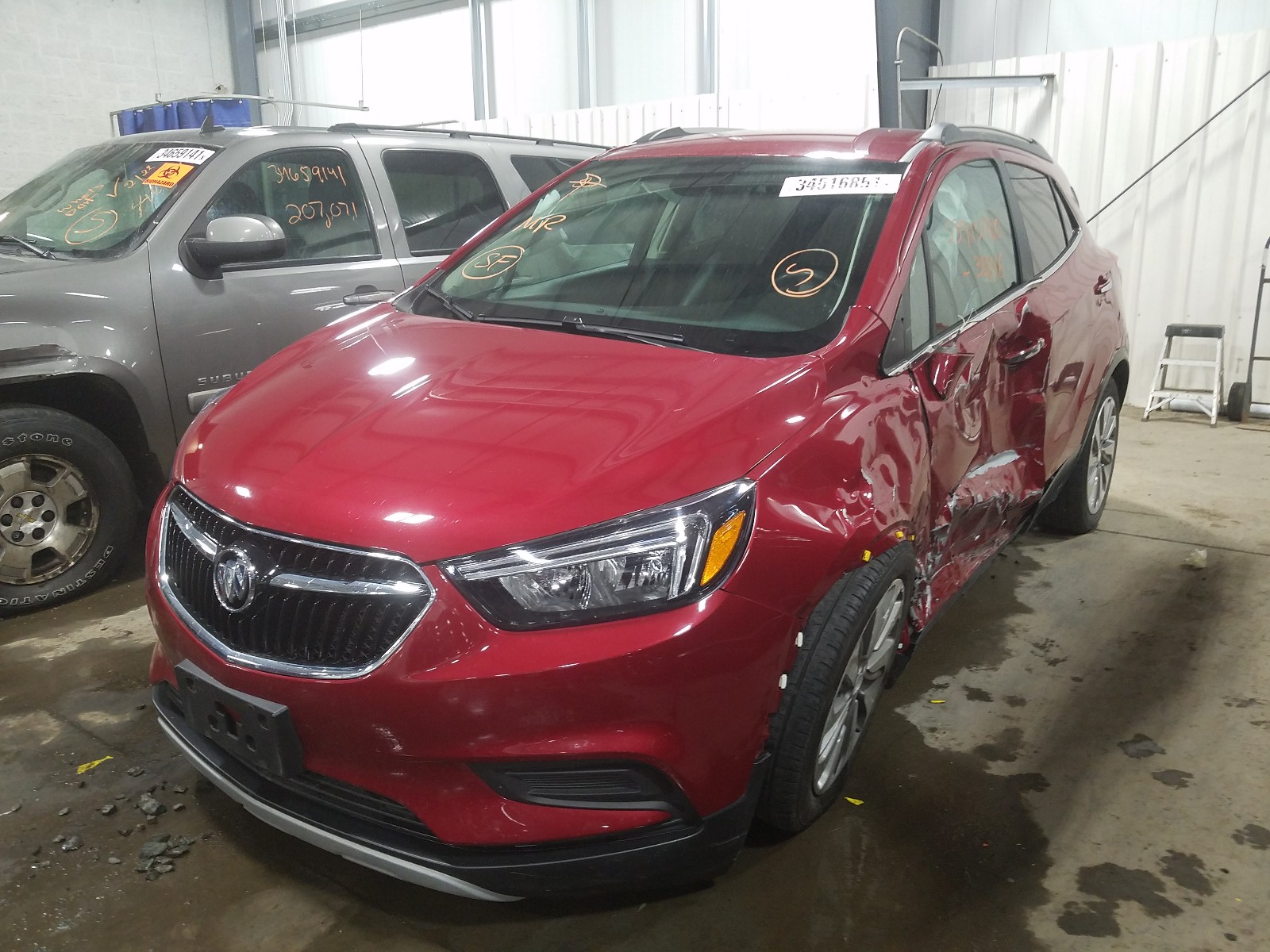 Photo 1 VIN: KL4CJESB0KB740722 - BUICK ENCORE PRE 