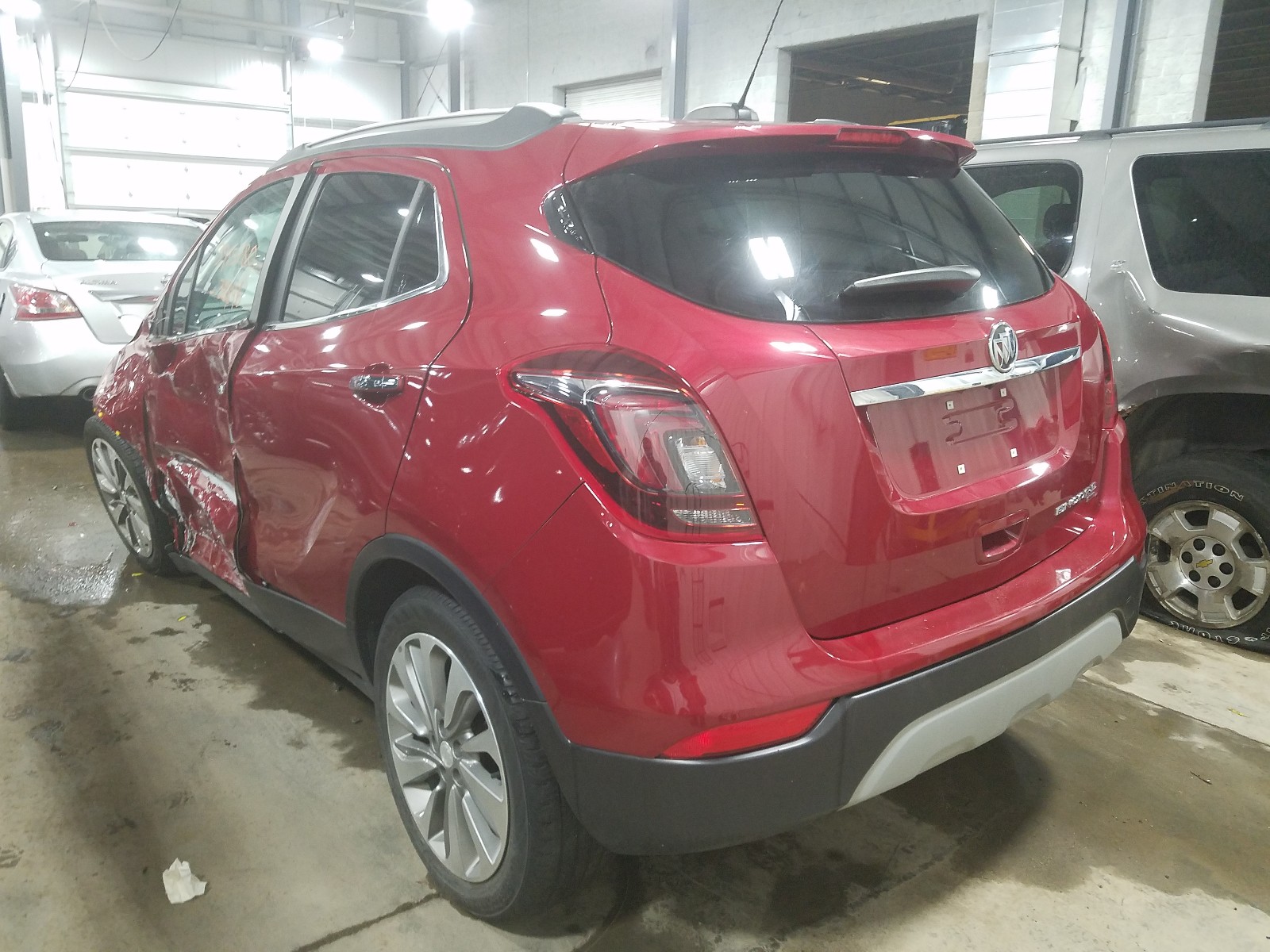 Photo 2 VIN: KL4CJESB0KB740722 - BUICK ENCORE PRE 