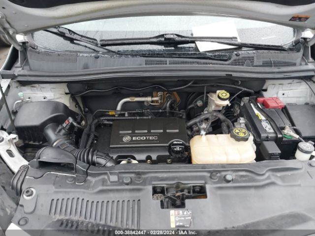 Photo 9 VIN: KL4CJESB1FB241837 - BUICK ENCORE 