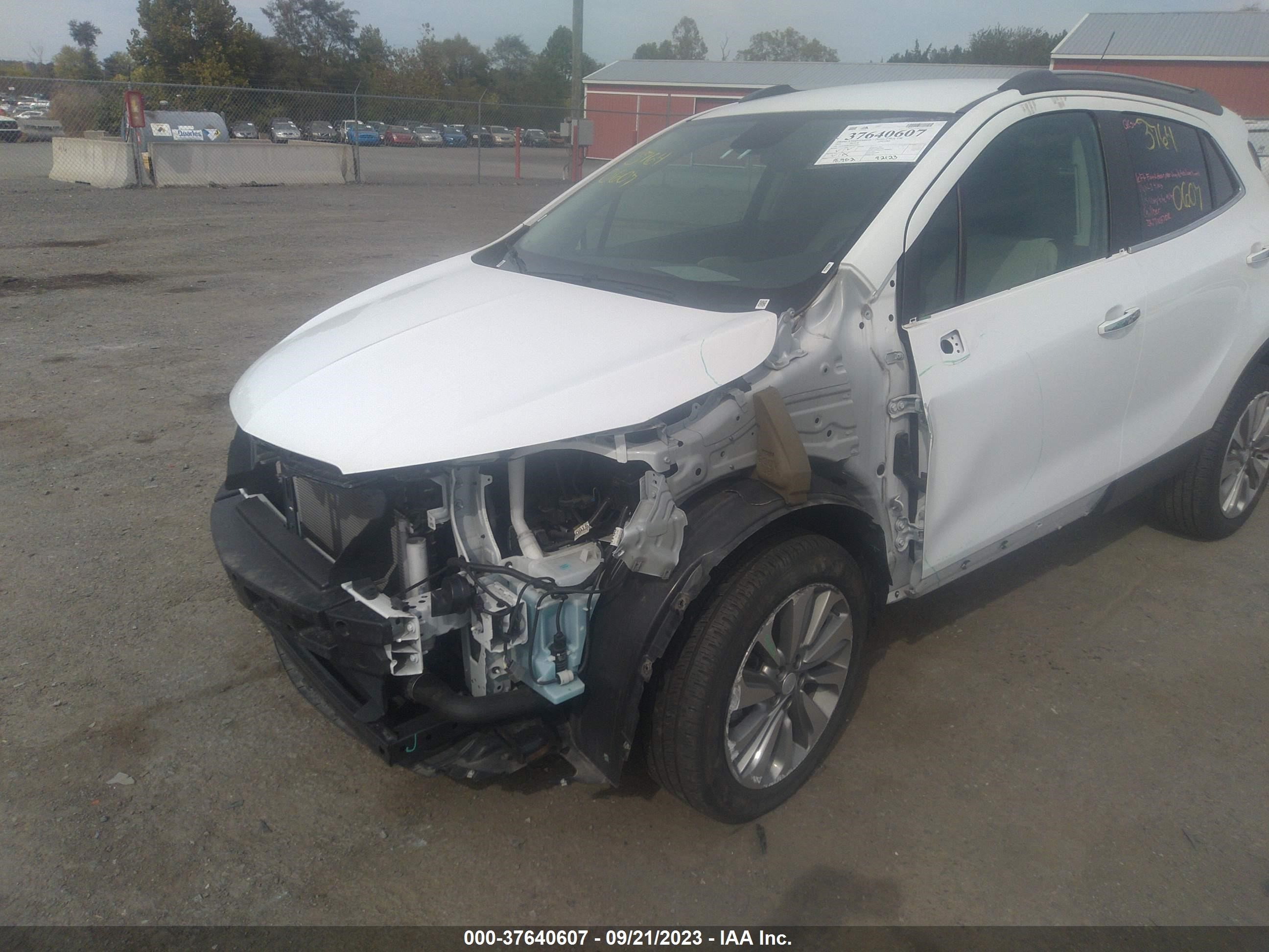 Photo 5 VIN: KL4CJESB1KB931890 - BUICK ENCORE 