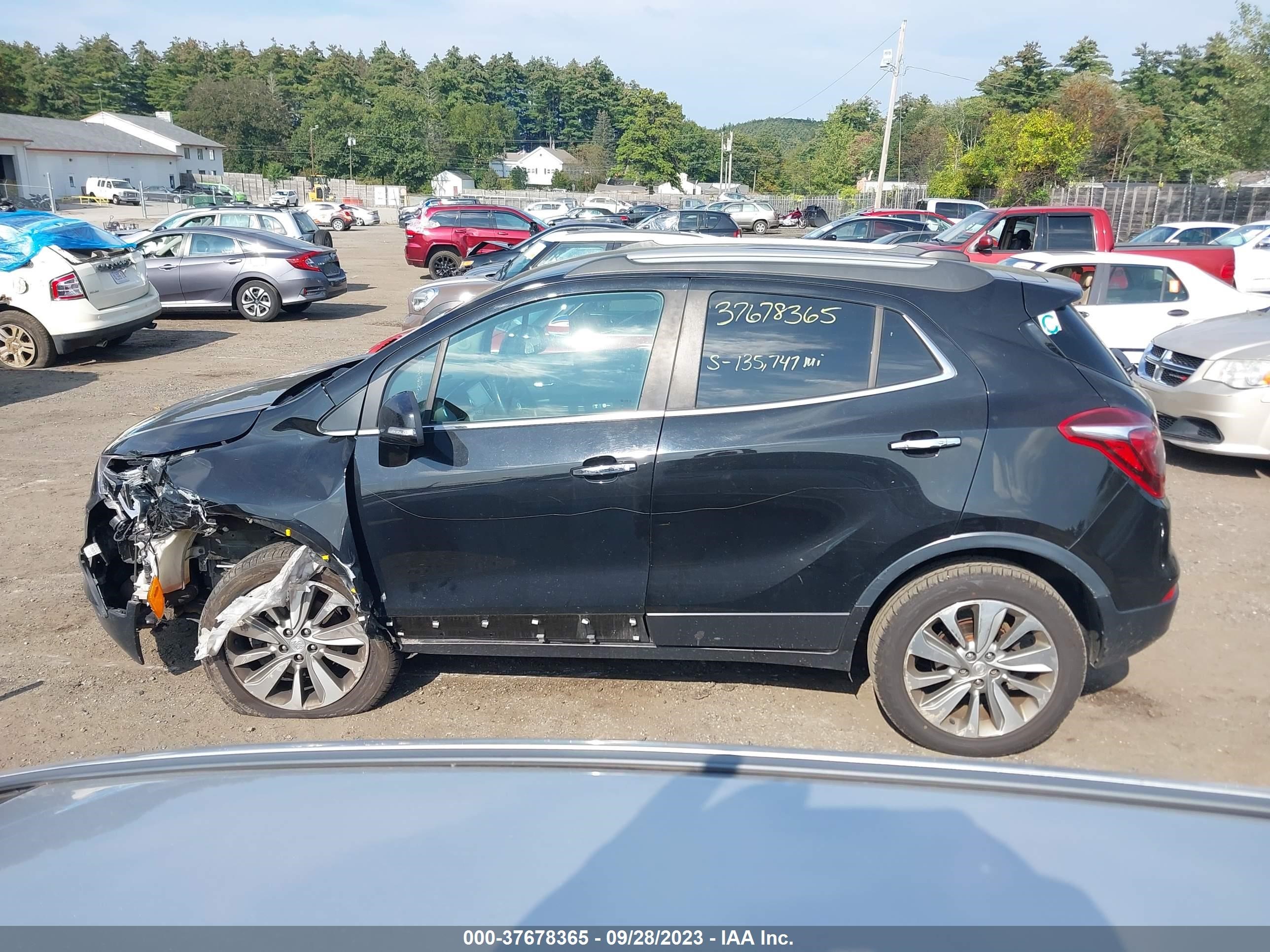 Photo 14 VIN: KL4CJESB4HB186643 - BUICK ENCORE 