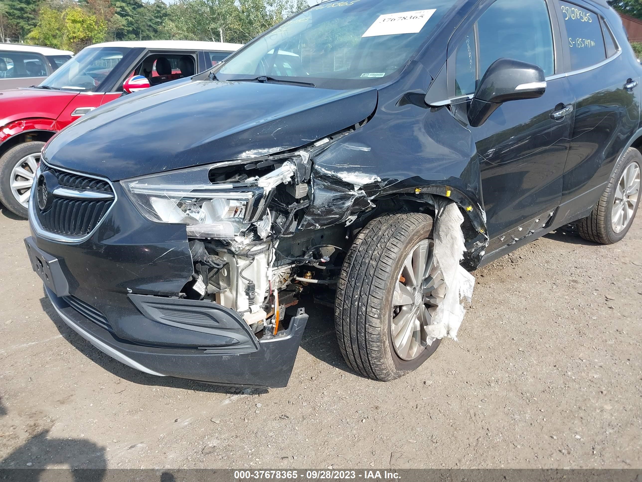 Photo 5 VIN: KL4CJESB4HB186643 - BUICK ENCORE 