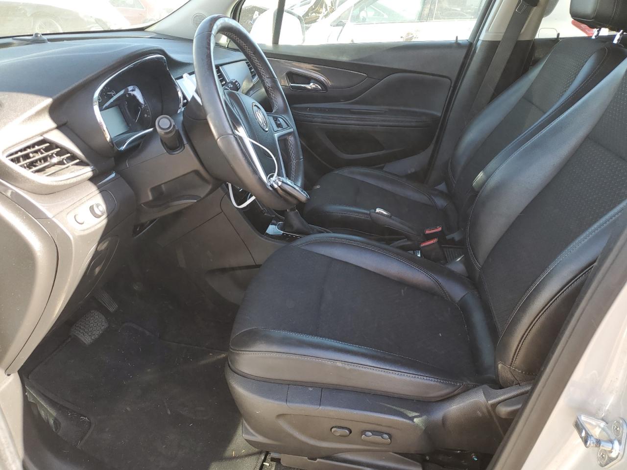 Photo 6 VIN: KL4CJESB7MB310706 - BUICK ENCORE 