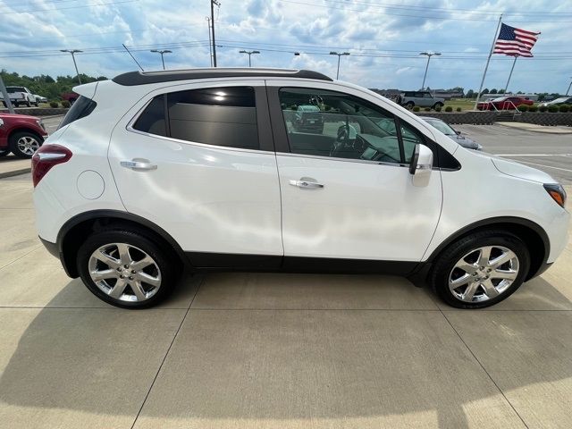 Photo 8 VIN: KL4CJFSB7JB606035 - BUICK ENCORE 