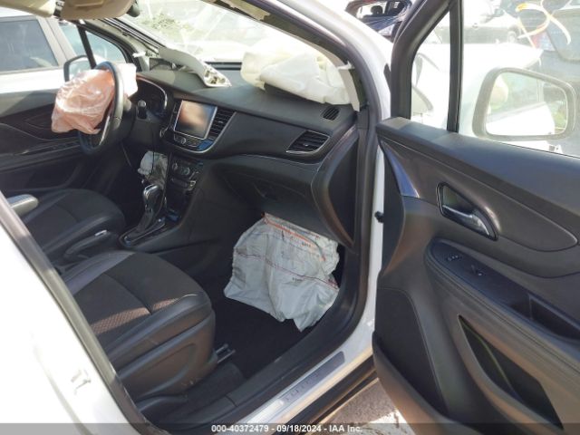 Photo 4 VIN: KL4CJFSBXJB506804 - BUICK ENCORE 