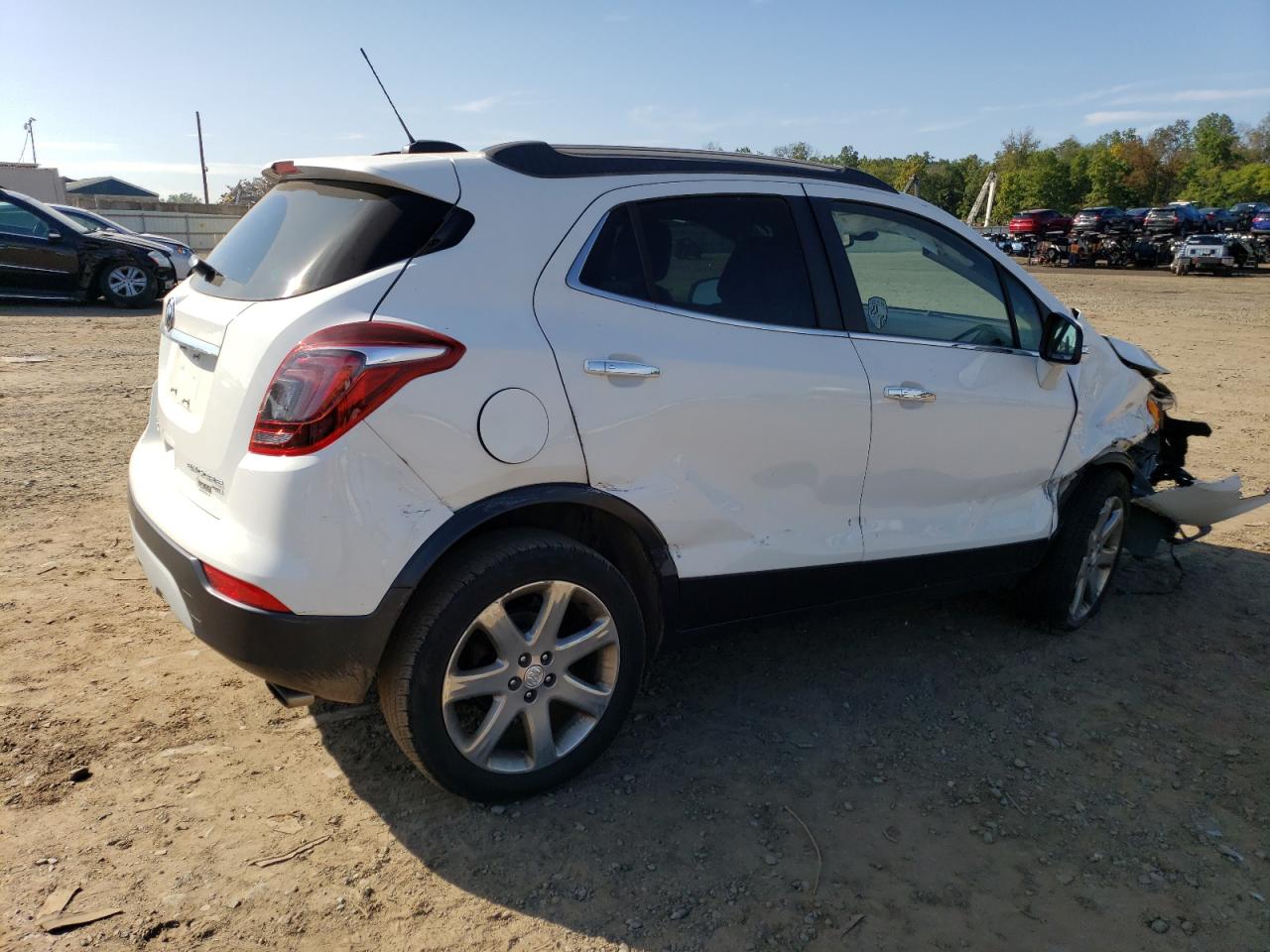 Photo 2 VIN: KL4CJGSB0HB028635 - BUICK ENCORE 