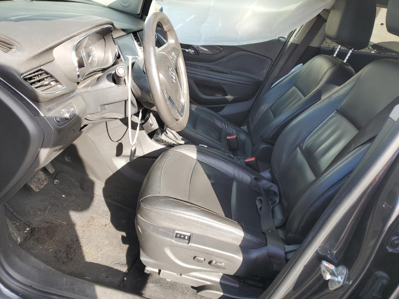 Photo 6 VIN: KL4CJGSB2JB541083 - BUICK ENCORE 