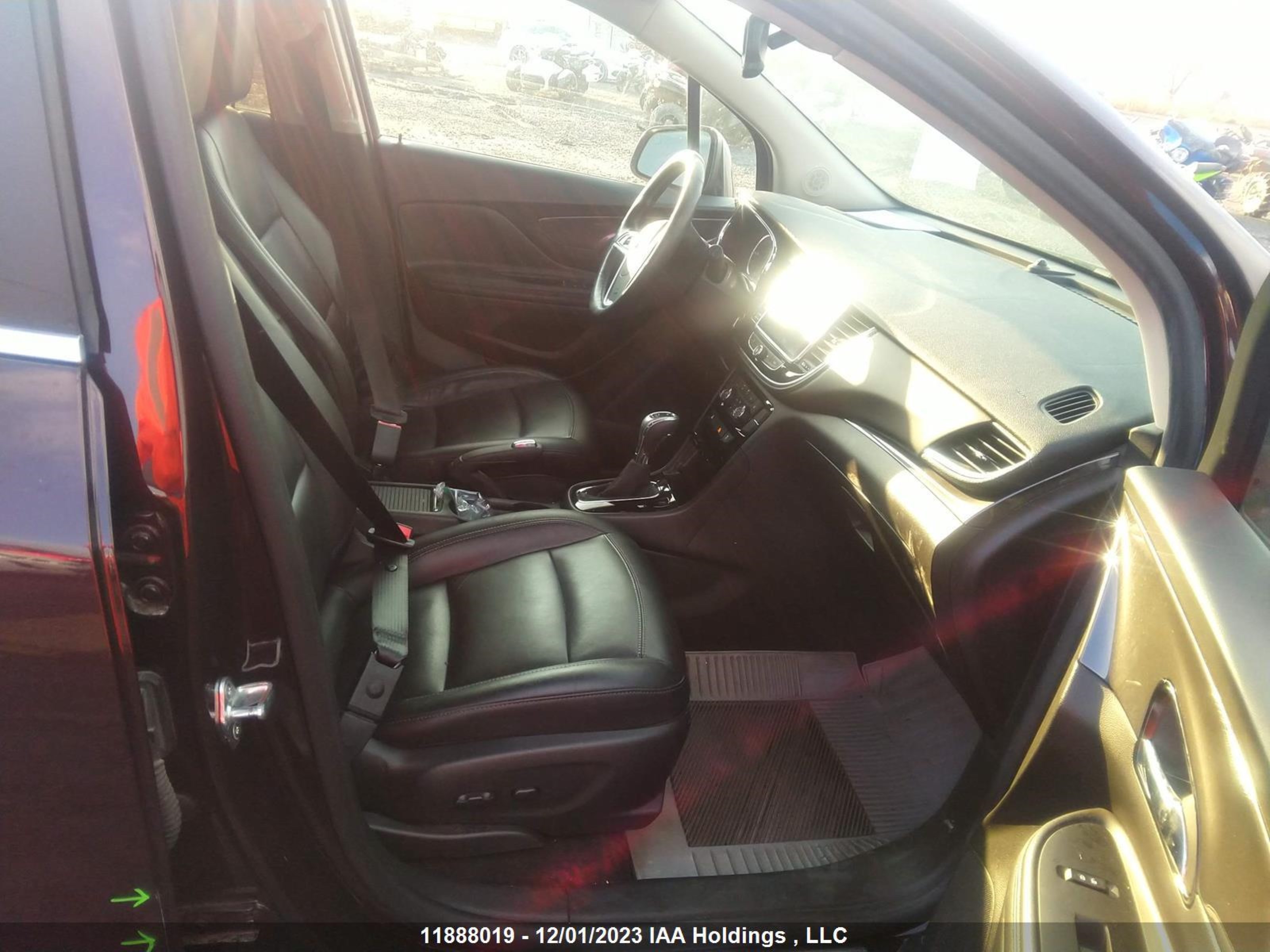 Photo 4 VIN: KL4CJGSB3HB140300 - BUICK ENCORE 