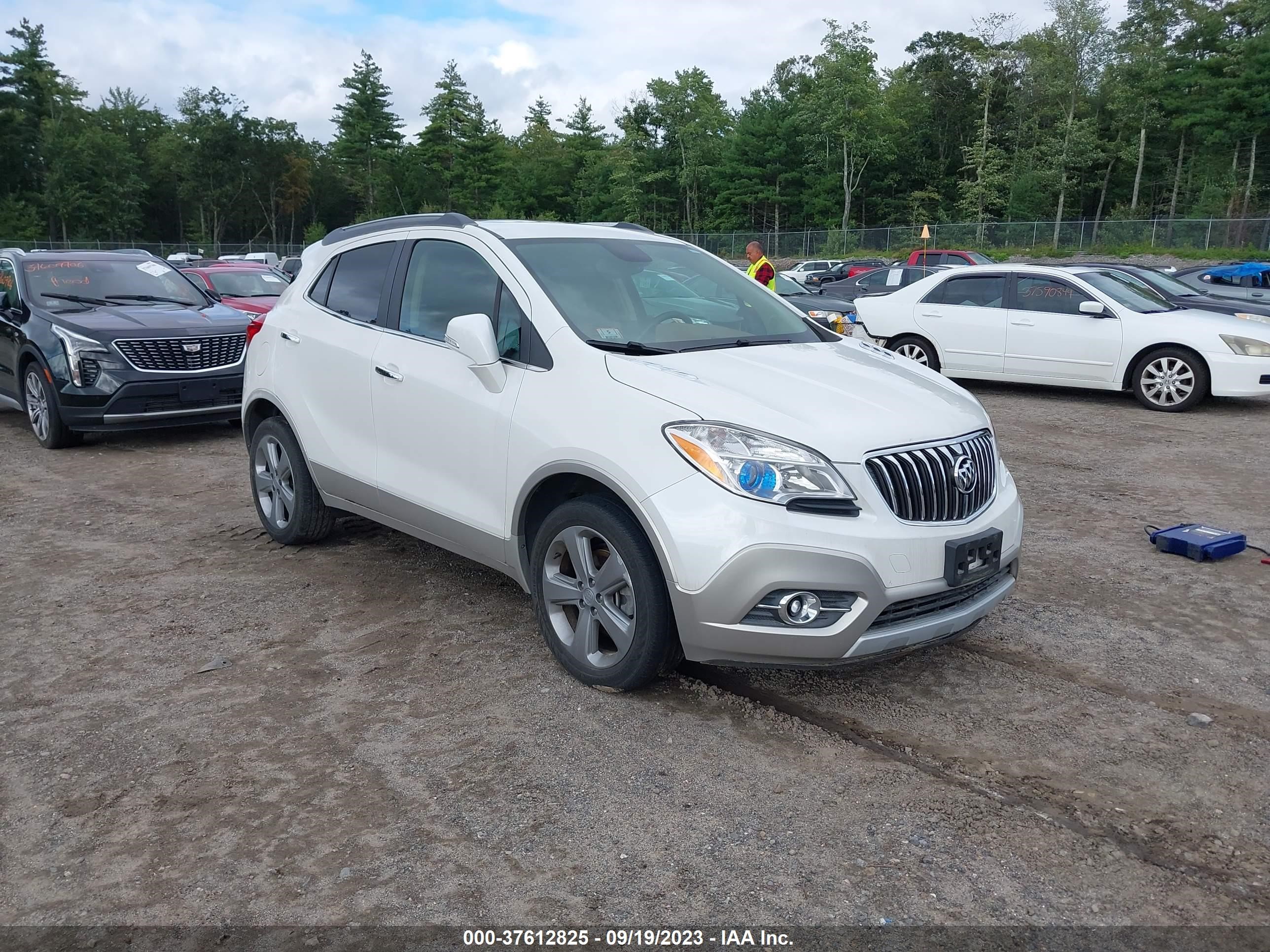 Photo 0 VIN: KL4CJGSB5EB526311 - BUICK ENCORE 