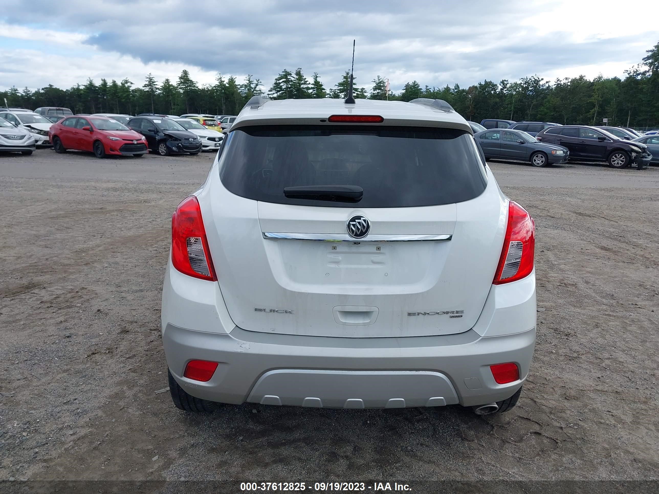 Photo 11 VIN: KL4CJGSB5EB526311 - BUICK ENCORE 