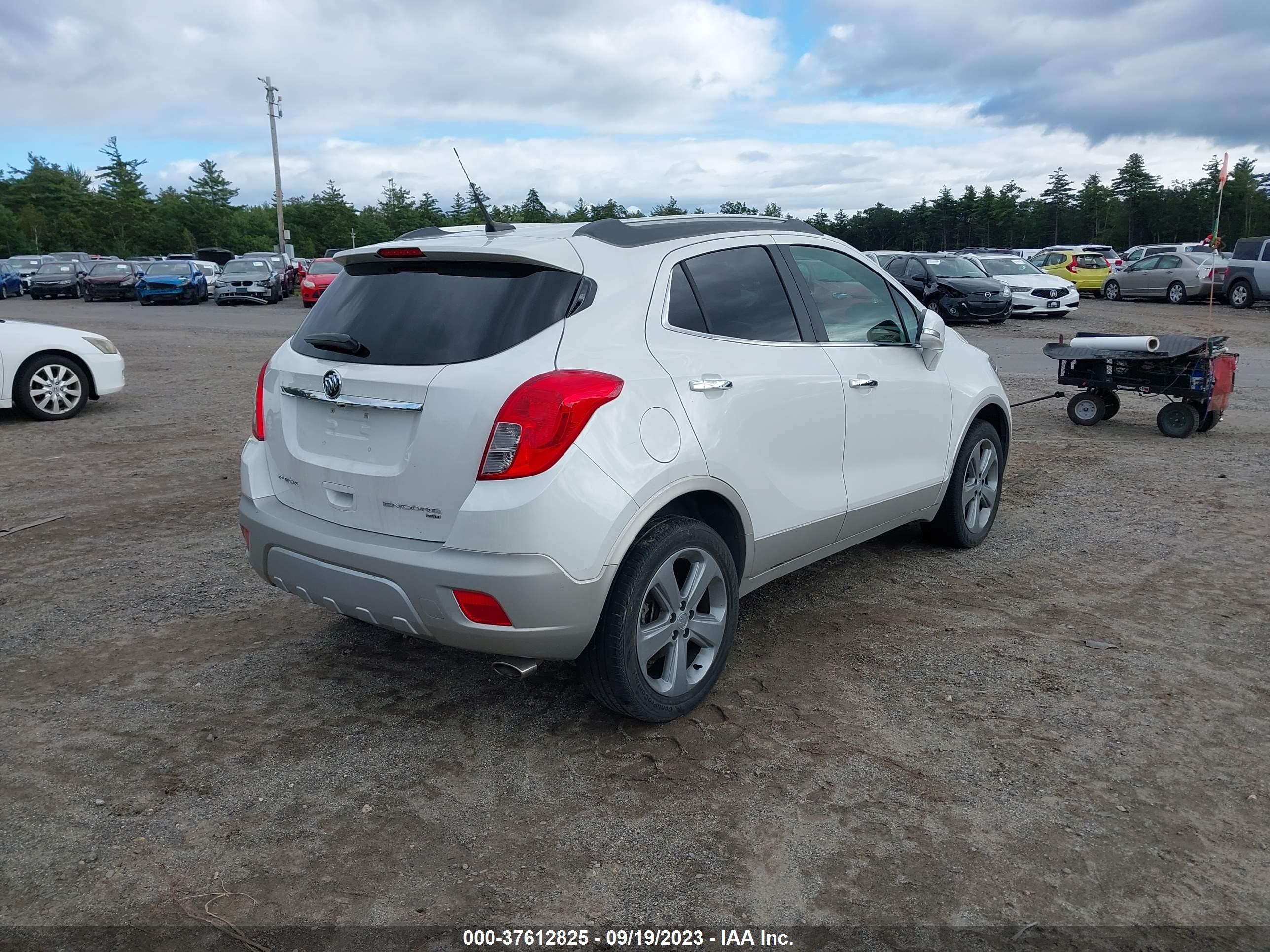 Photo 3 VIN: KL4CJGSB5EB526311 - BUICK ENCORE 