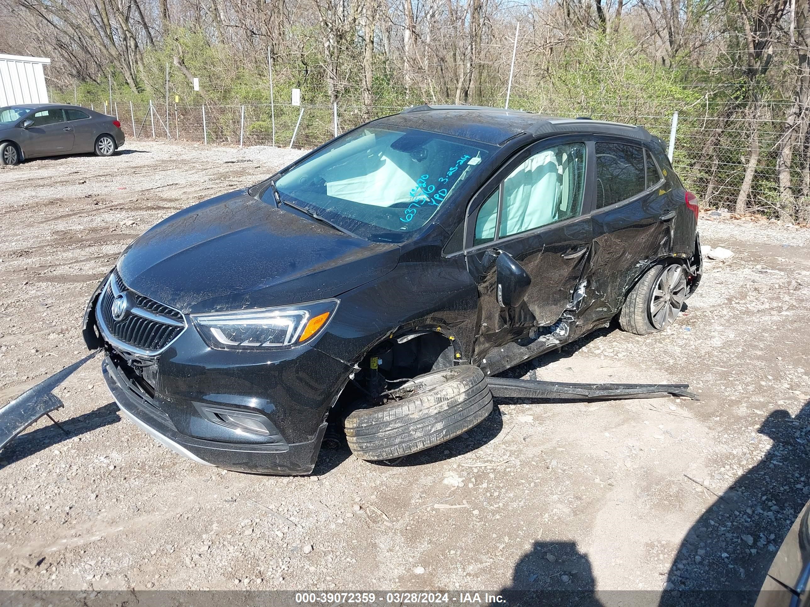 Photo 1 VIN: KL4CJGSBXJB586398 - BUICK ENCORE 