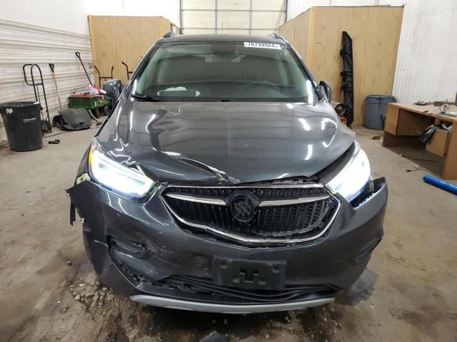 Photo 4 VIN: KL4CJGSBXJB667126 - BUICK ENCORE ESS 