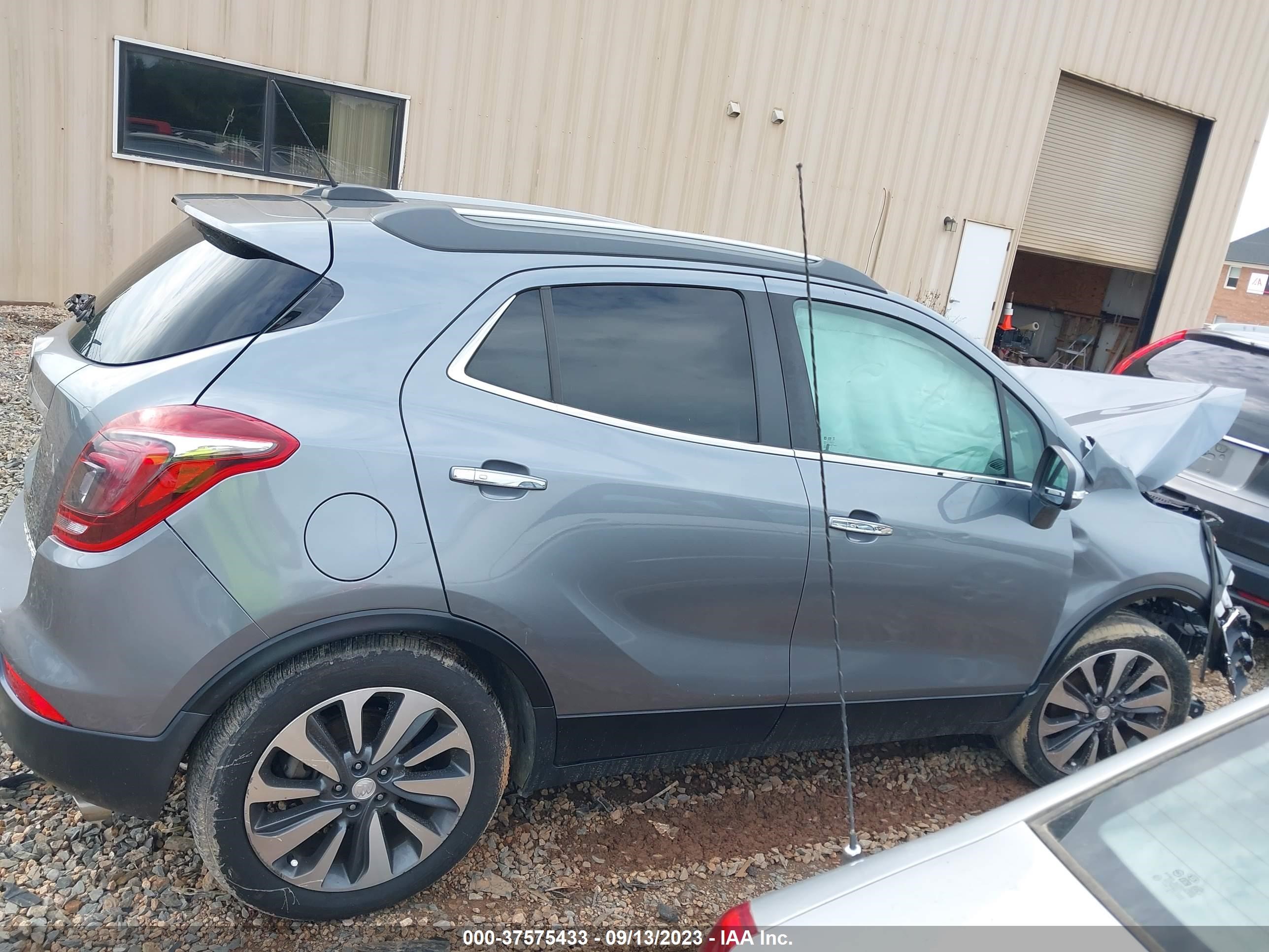 Photo 11 VIN: KL4CJGSM8KB773366 - BUICK ENCORE 