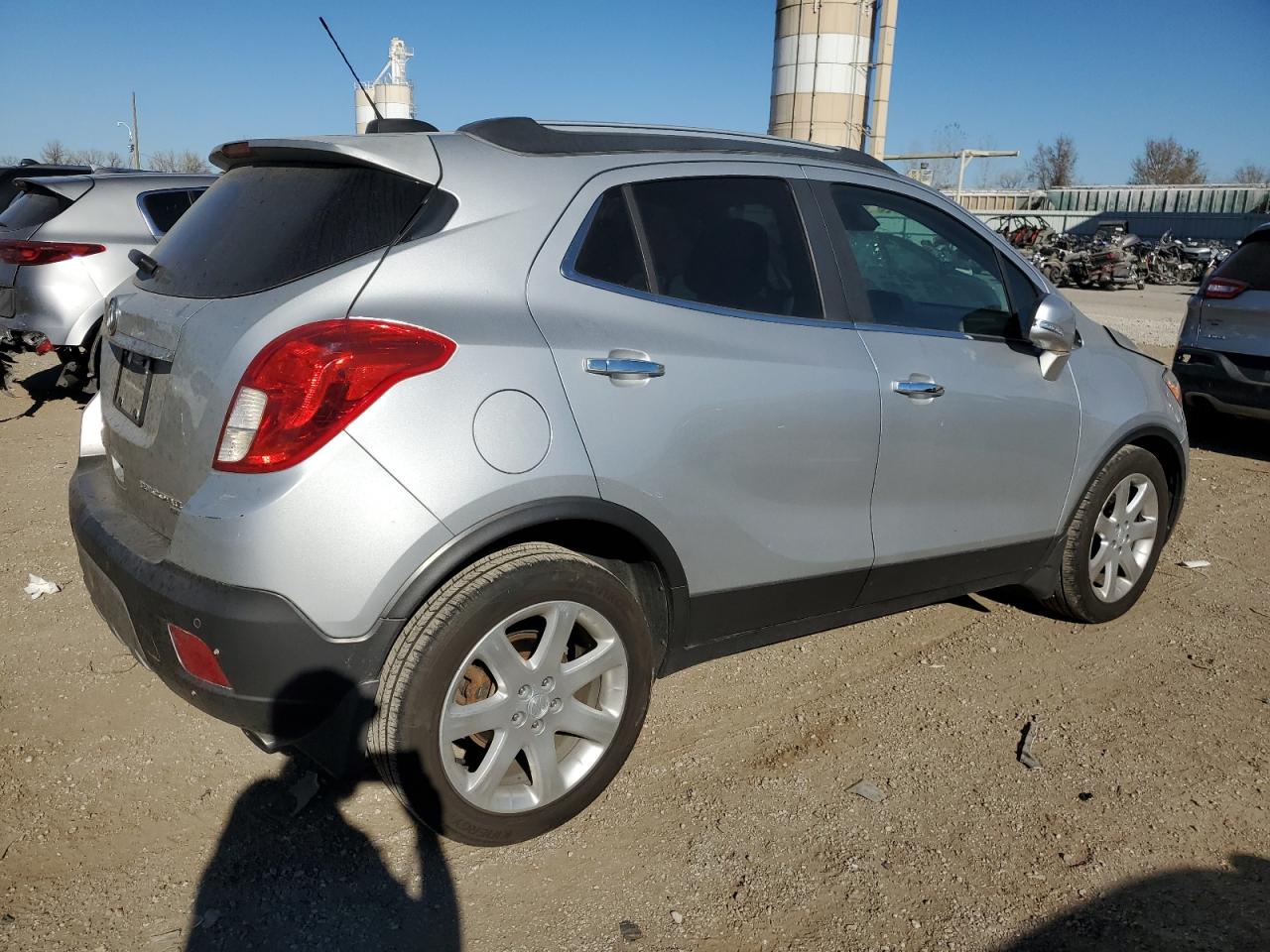 Photo 2 VIN: KL4CJHSB0FB133310 - BUICK ENCORE 