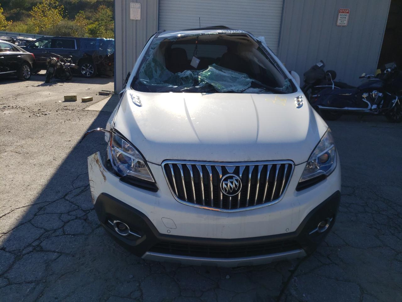 Photo 4 VIN: KL4CJHSB8GB704320 - BUICK ENCORE 