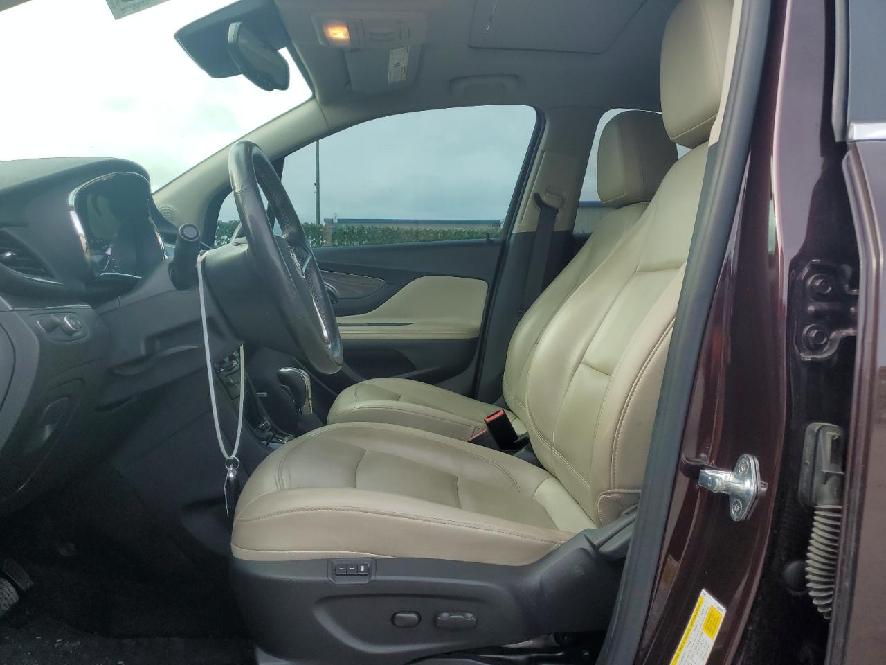 Photo 6 VIN: KL4CJHSM5JB713789 - BUICK ENCORE 