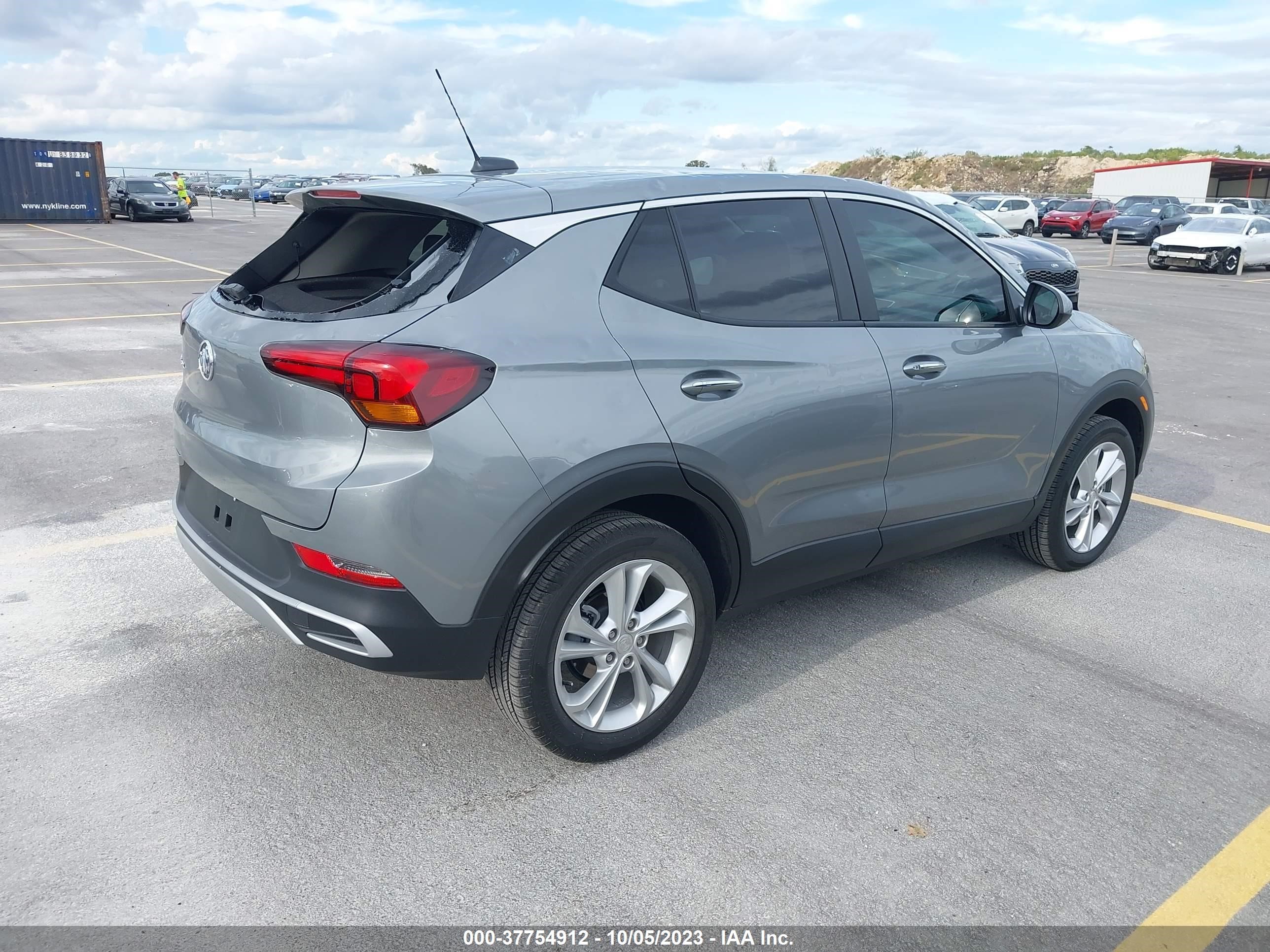 Photo 3 VIN: KL4MMBS25PB150940 - BUICK ENCORE GX 