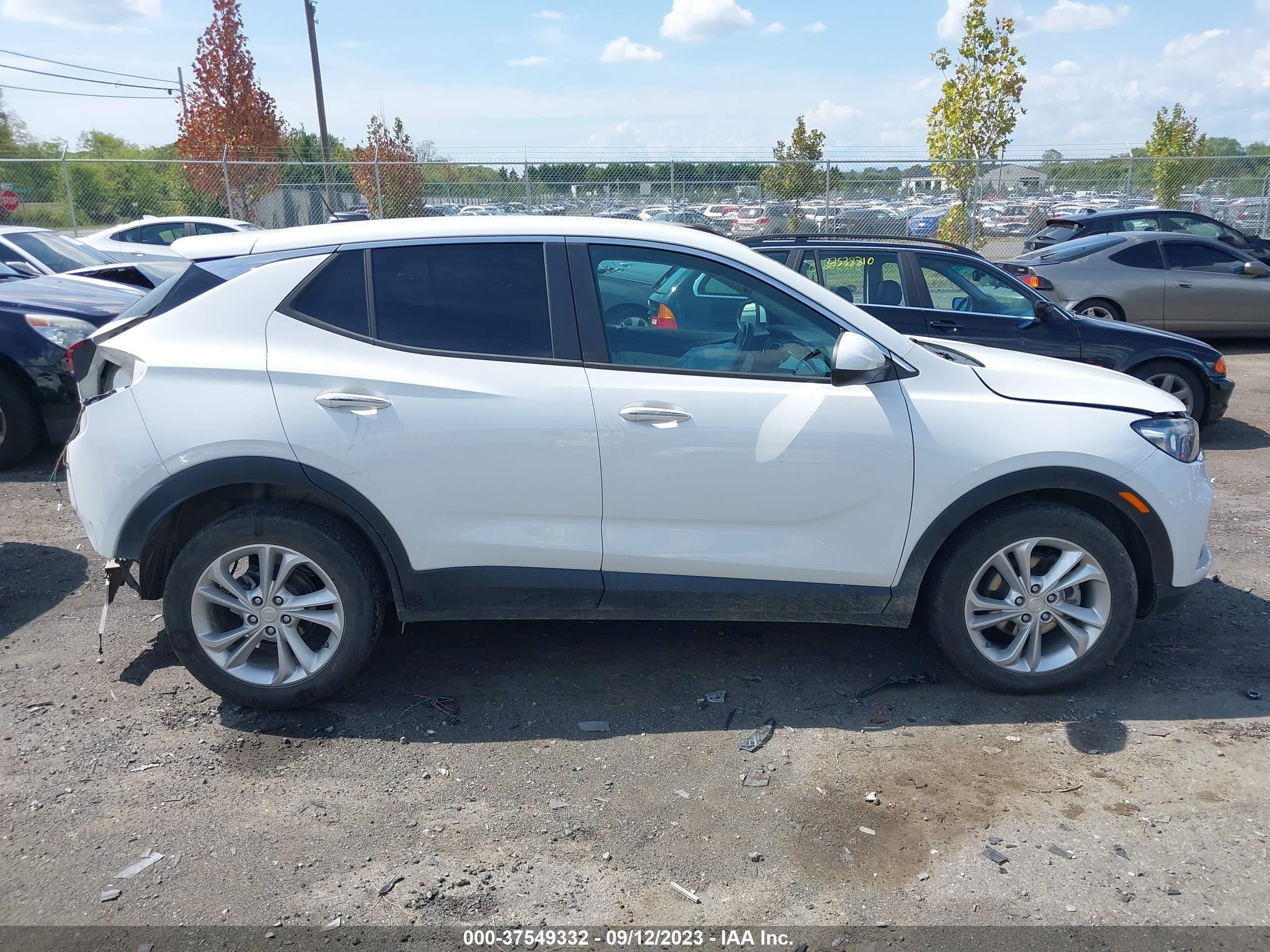 Photo 13 VIN: KL4MMBS28LB081350 - BUICK ENCORE GX 