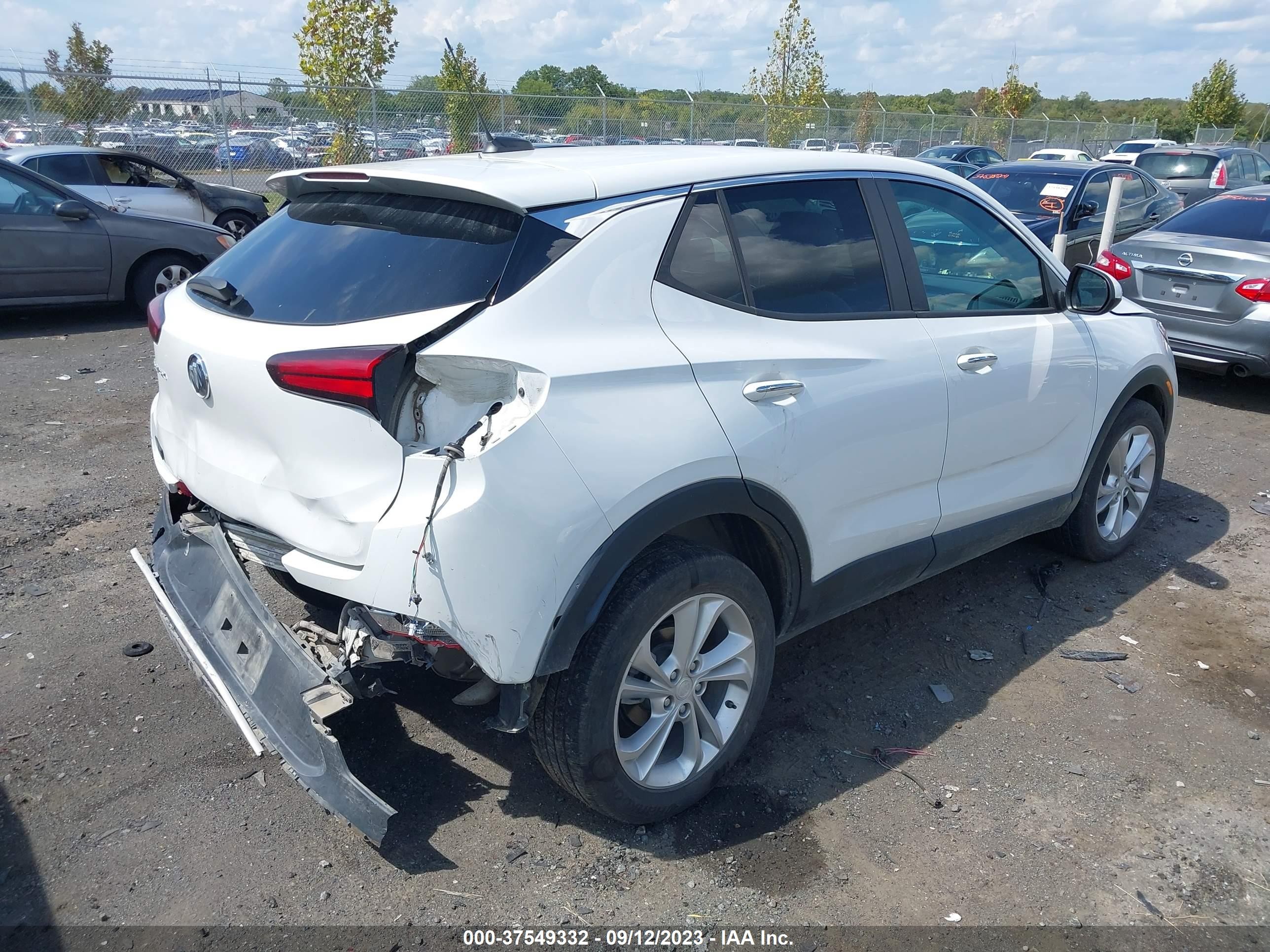 Photo 3 VIN: KL4MMBS28LB081350 - BUICK ENCORE GX 