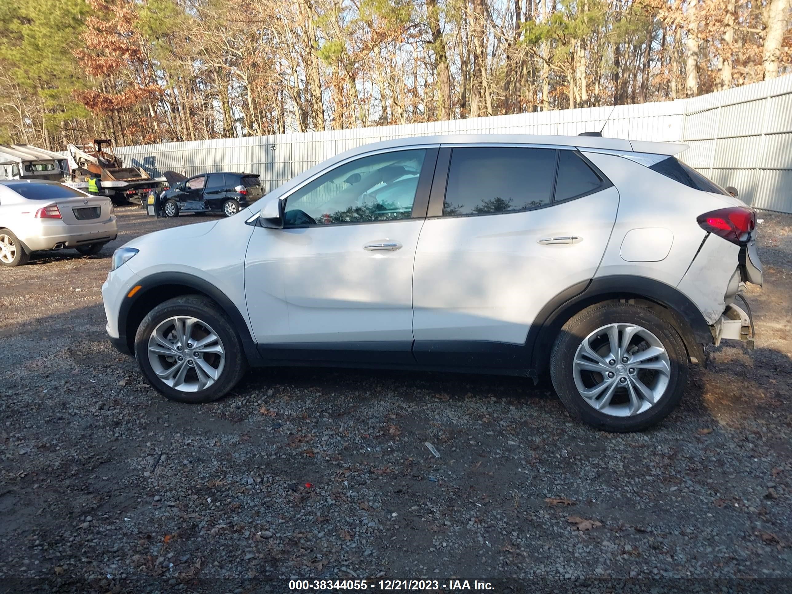 Photo 13 VIN: KL4MMCSL9MB165533 - BUICK ENCORE GX 