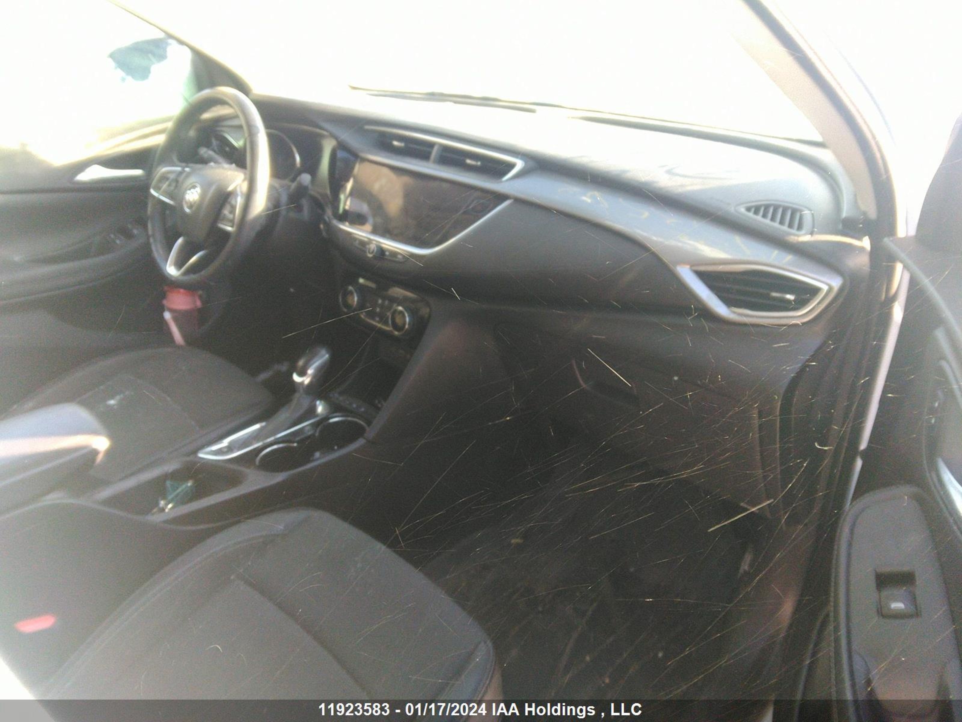 Photo 4 VIN: KL4MMCSLXLB098455 - BUICK ENCORE GX 