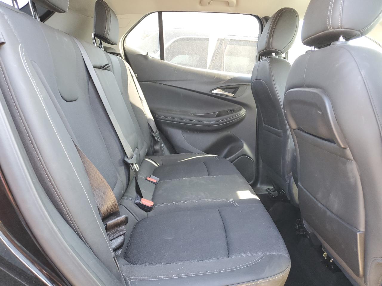 Photo 10 VIN: KL4MMDS21PB109796 - BUICK ENCORE 