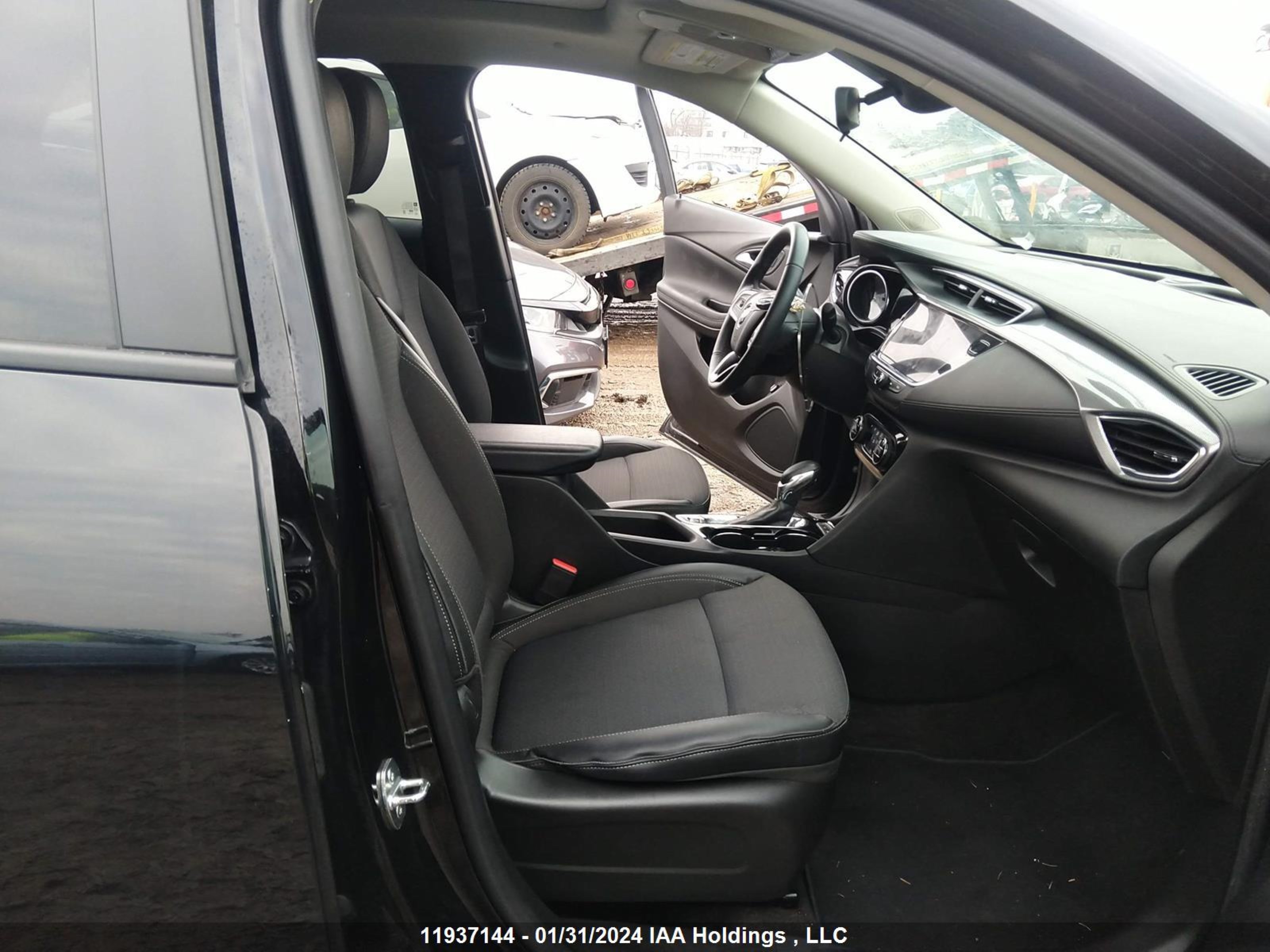 Photo 4 VIN: KL4MMESL6NB113189 - BUICK ENCORE GX 