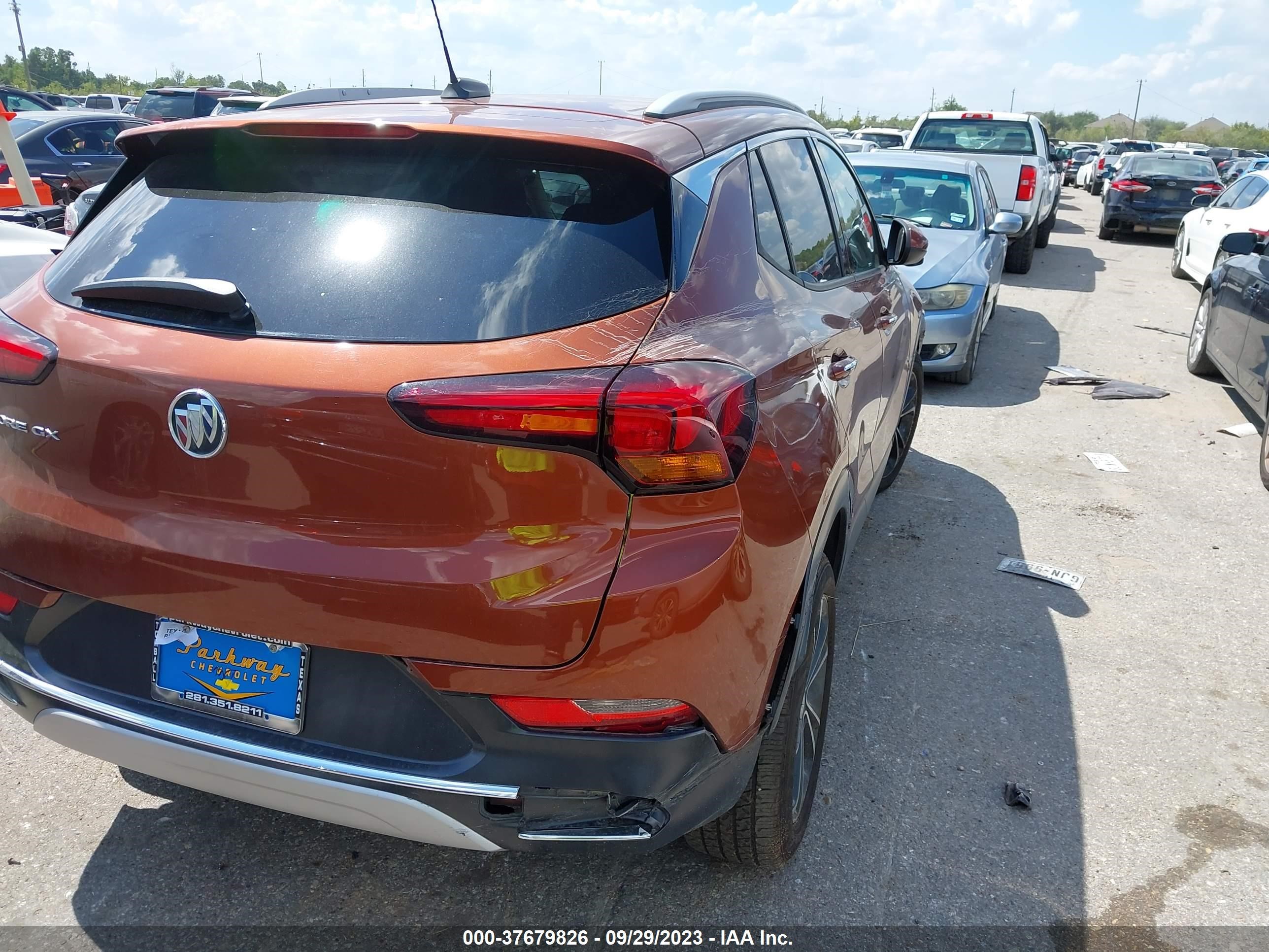 Photo 3 VIN: KL4MMFSL1LB104256 - BUICK ENCORE GX 