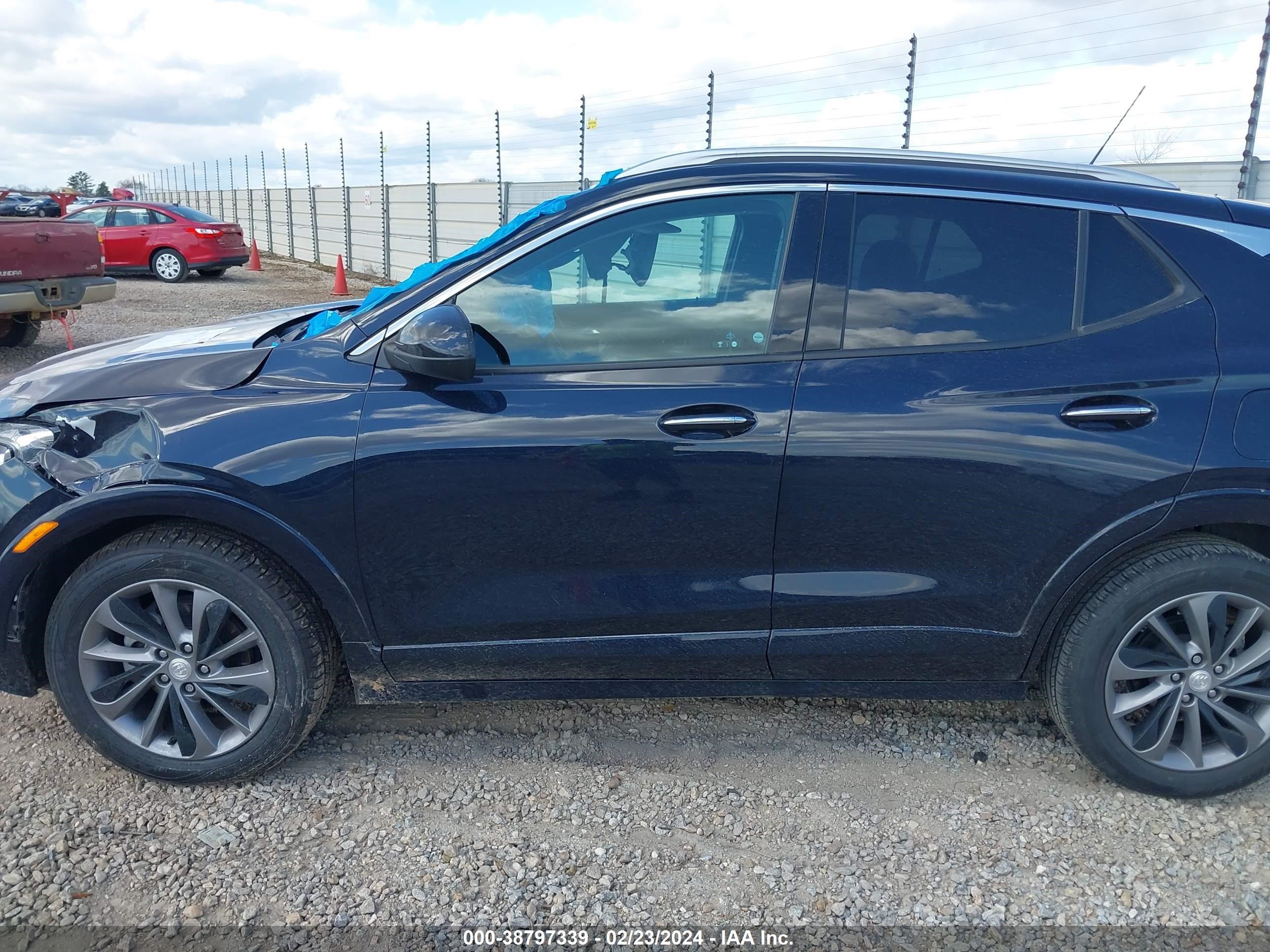 Photo 13 VIN: KL4MMFSL7MB144861 - BUICK ENCORE GX 