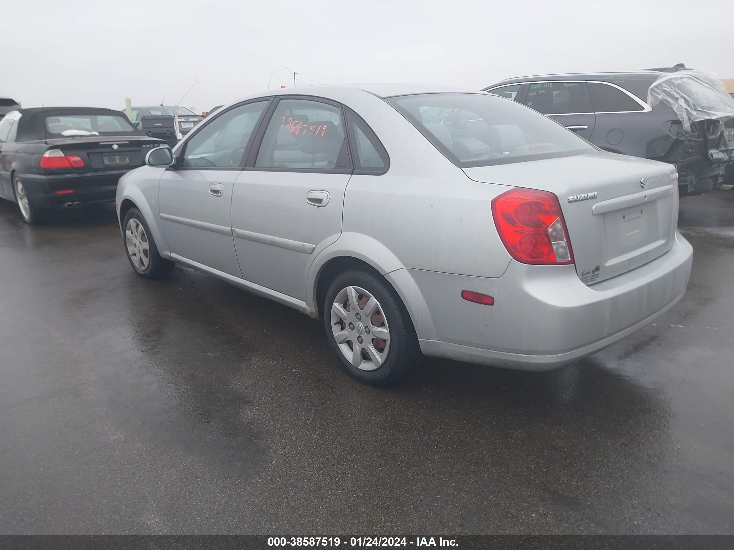 Photo 2 VIN: KL5JD52Z24K943850 - SUZUKI FORENZA 