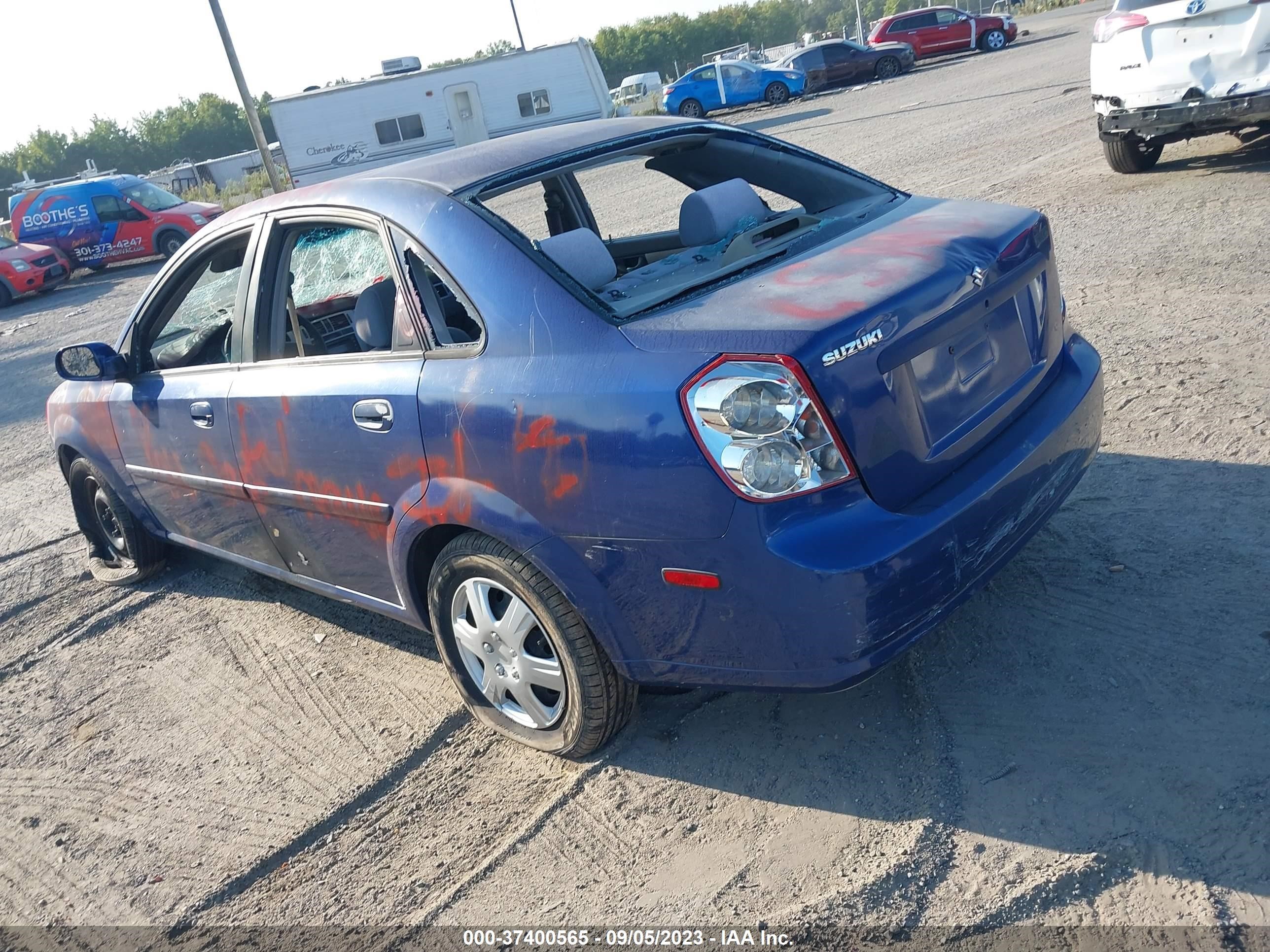 Photo 2 VIN: KL5JD56Z05K081076 - SUZUKI FORENZA 