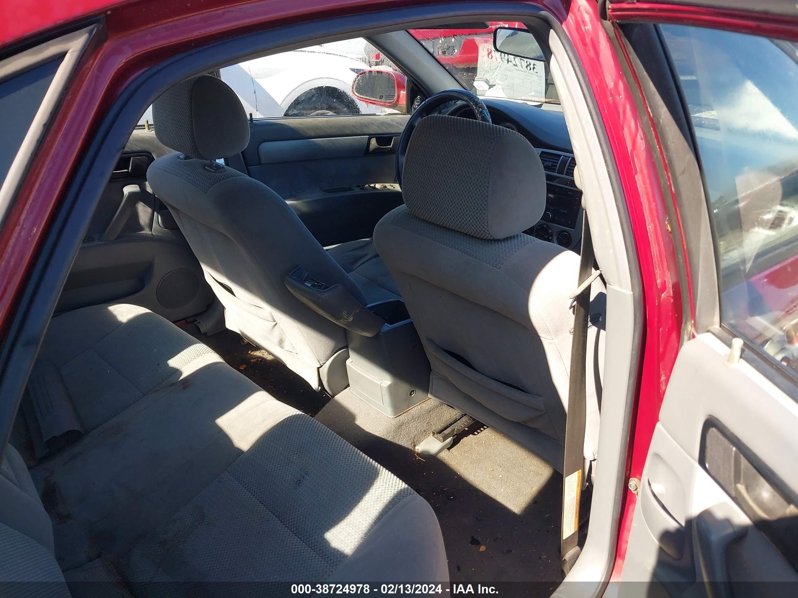 Photo 7 VIN: KL5JD56Z07K605104 - SUZUKI FORENZA 