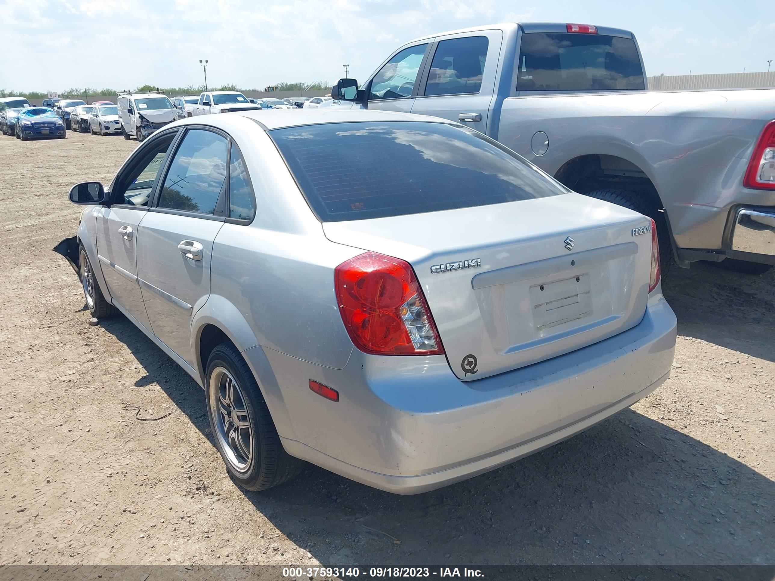 Photo 2 VIN: KL5JD56Z17K575417 - SUZUKI FORENZA 