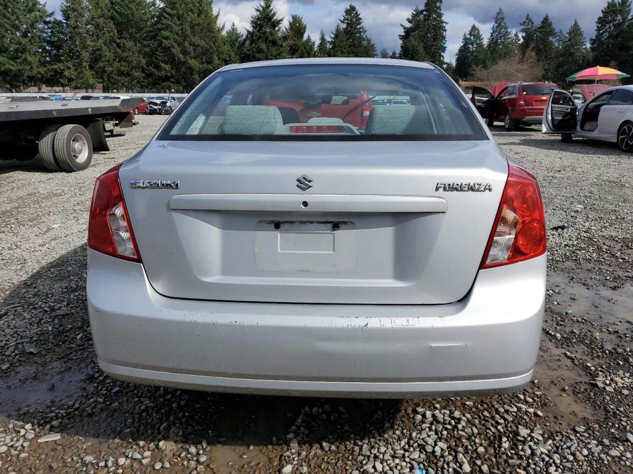 Photo 5 VIN: KL5JD56Z26K278963 - SUZUKI FORENZA 