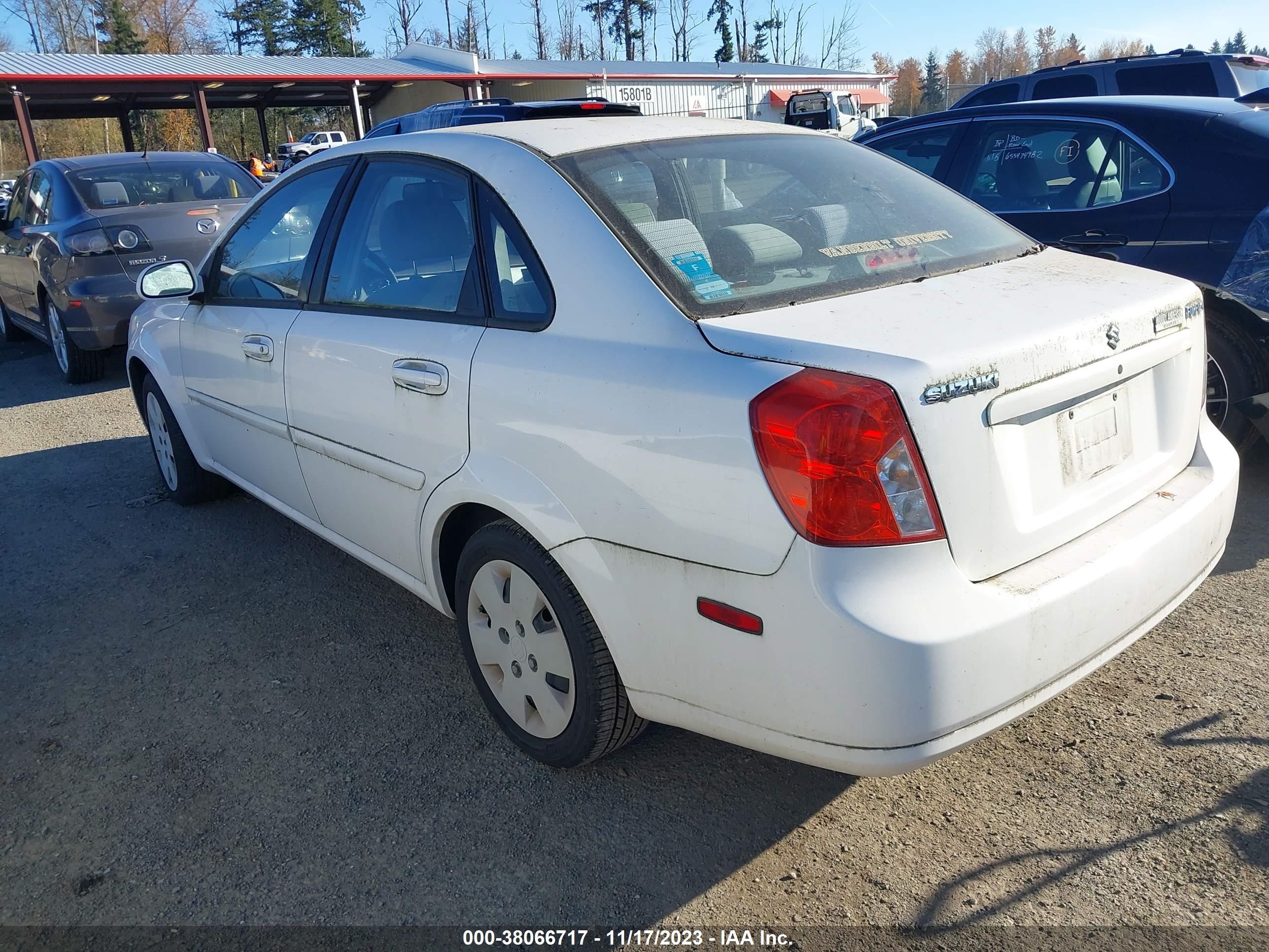 Photo 2 VIN: KL5JD56Z56K445851 - SUZUKI FORENZA 