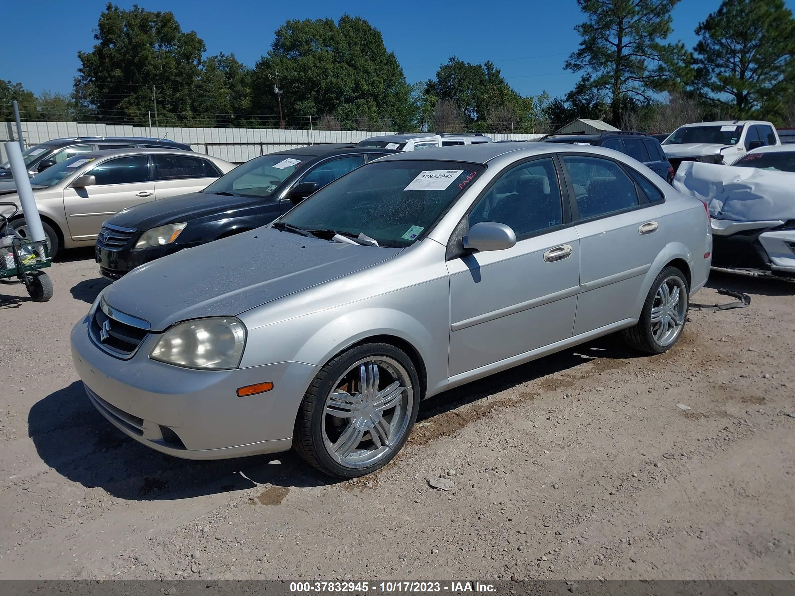 Photo 1 VIN: KL5JD56Z66K320552 - SUZUKI FORENZA 