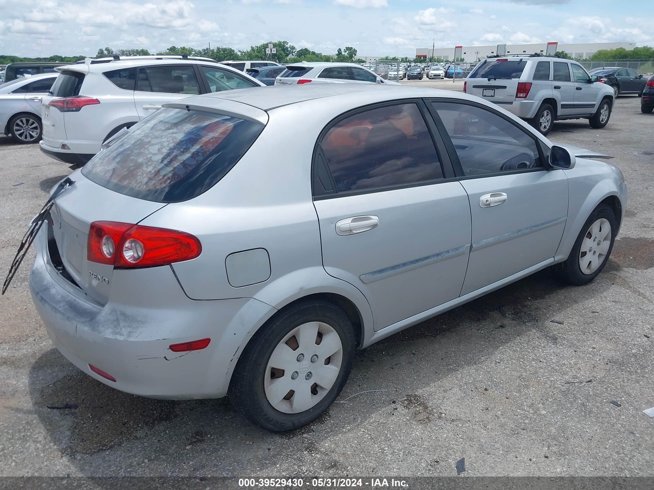 Photo 3 VIN: KL5JD66Z67K595667 - SUZUKI RENO 