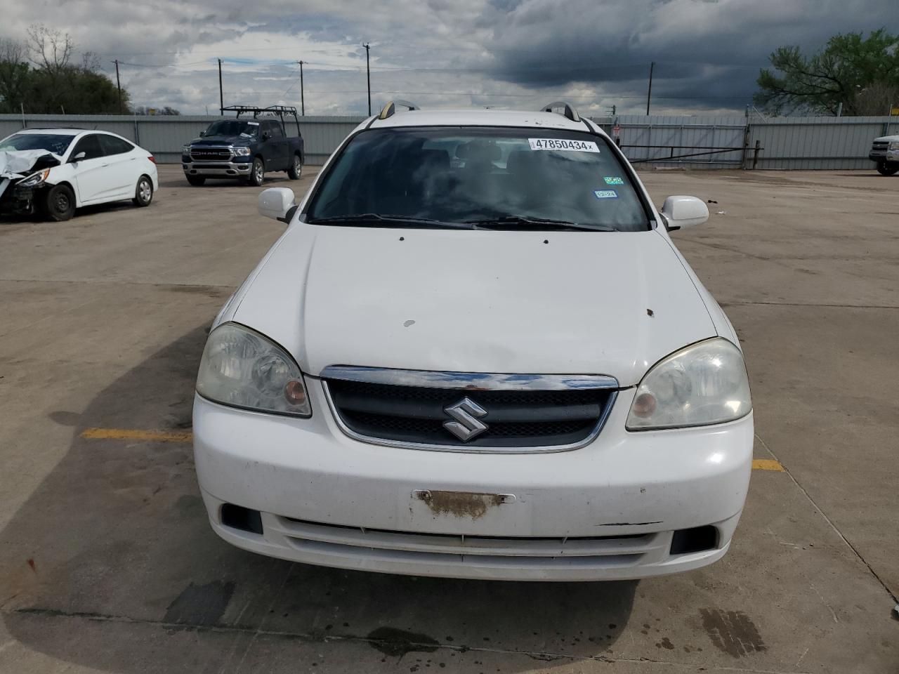 Photo 4 VIN: KL5JD86Z87K499549 - SUZUKI FORENZA 