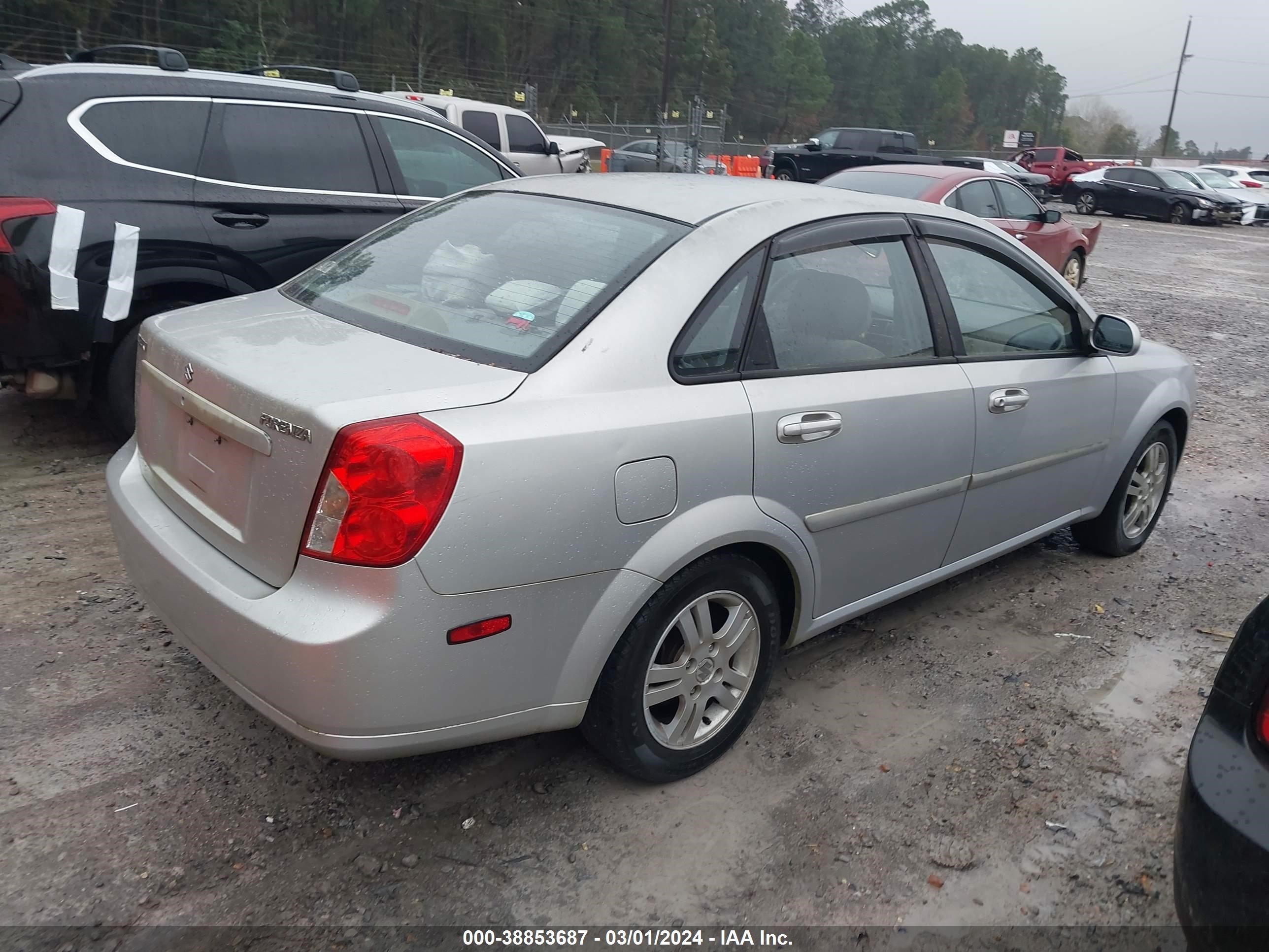 Photo 3 VIN: KL5JJ56Z86K310338 - SUZUKI FORENZA 