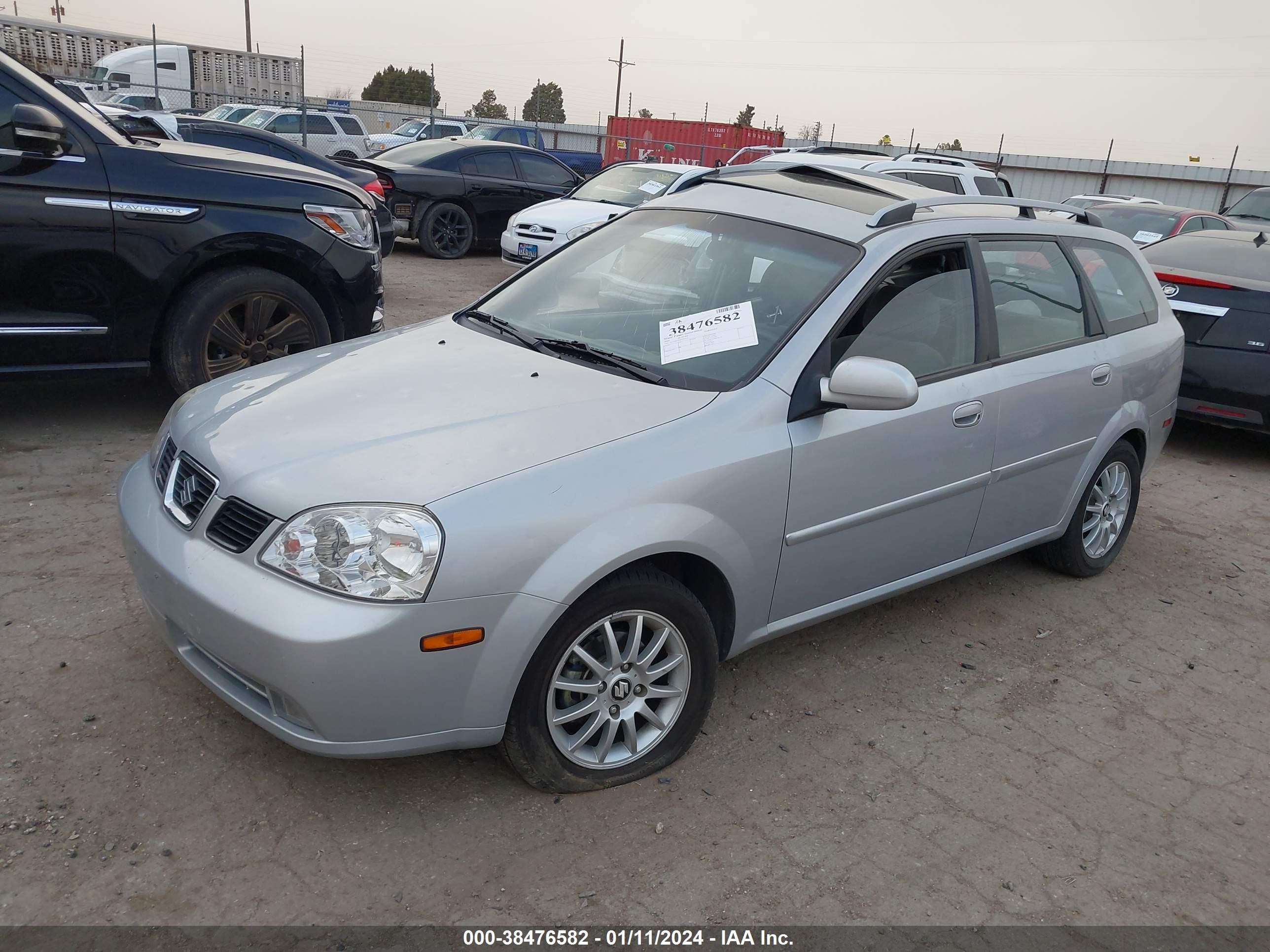 Photo 1 VIN: KL5JJ86Z05K076731 - SUZUKI FORENZA 