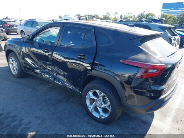 Photo 2 VIN: KL77LFE21RC044942 - CHEVROLET TRAX 