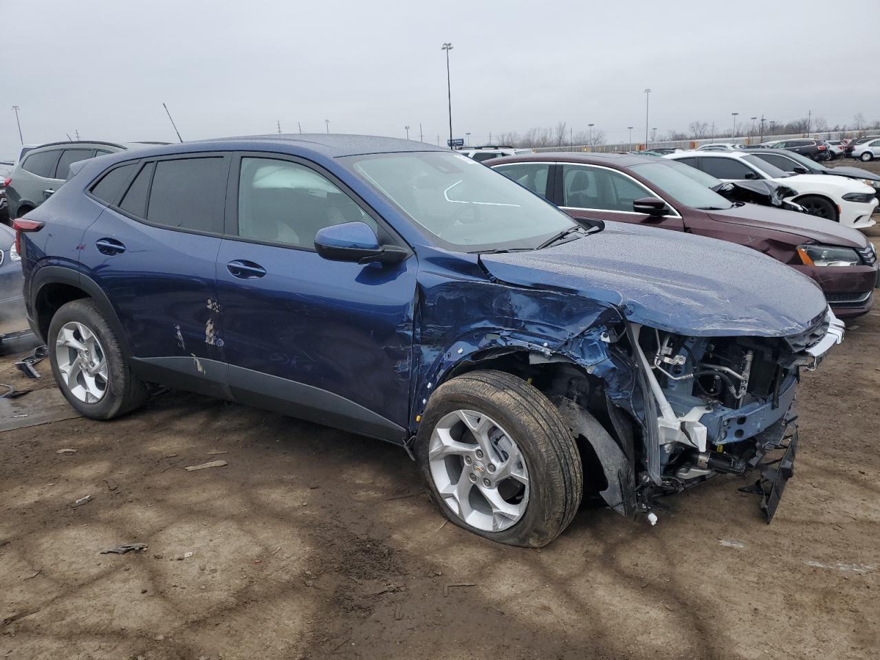 Photo 3 VIN: KL77LFE22RC123875 - CHEVROLET TRAX 